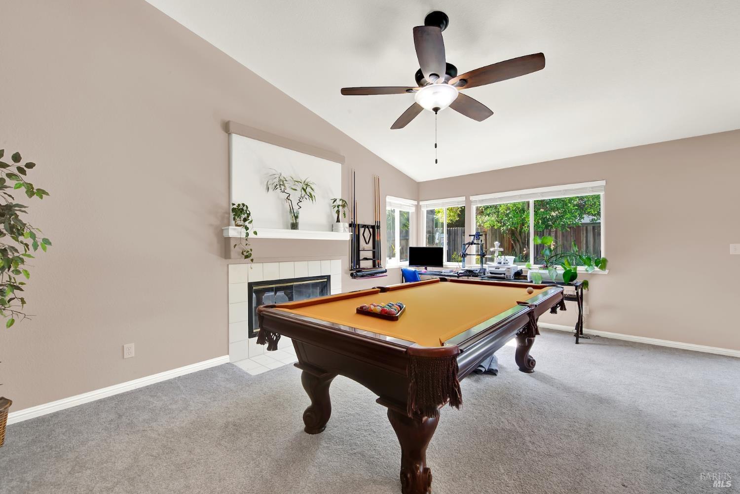 921 Topaz Circle