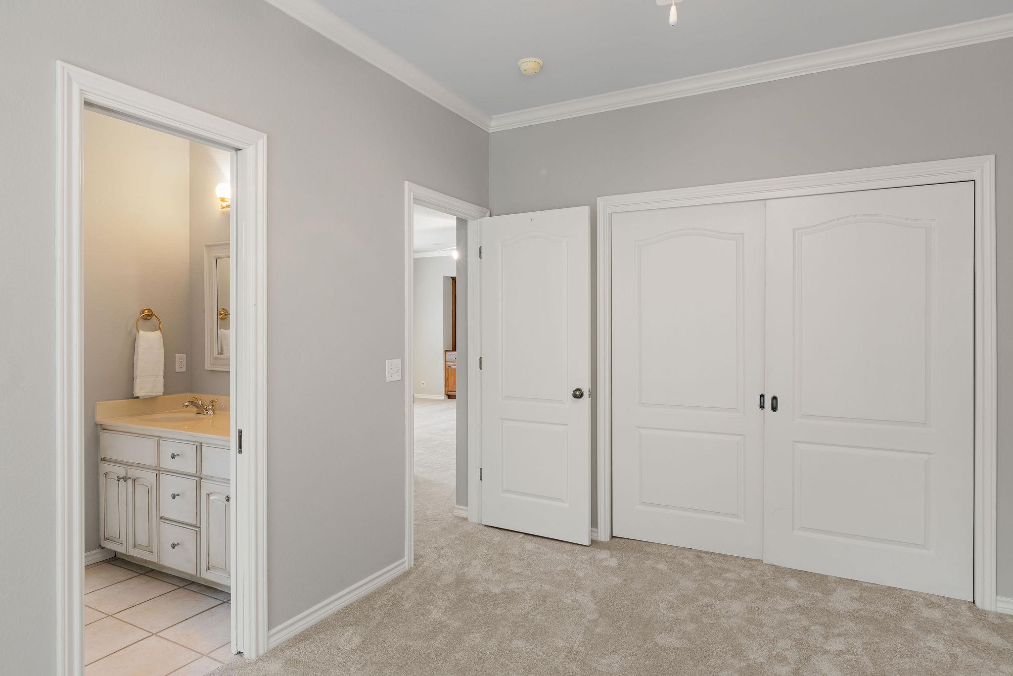 4001 Campo Viejo CV
