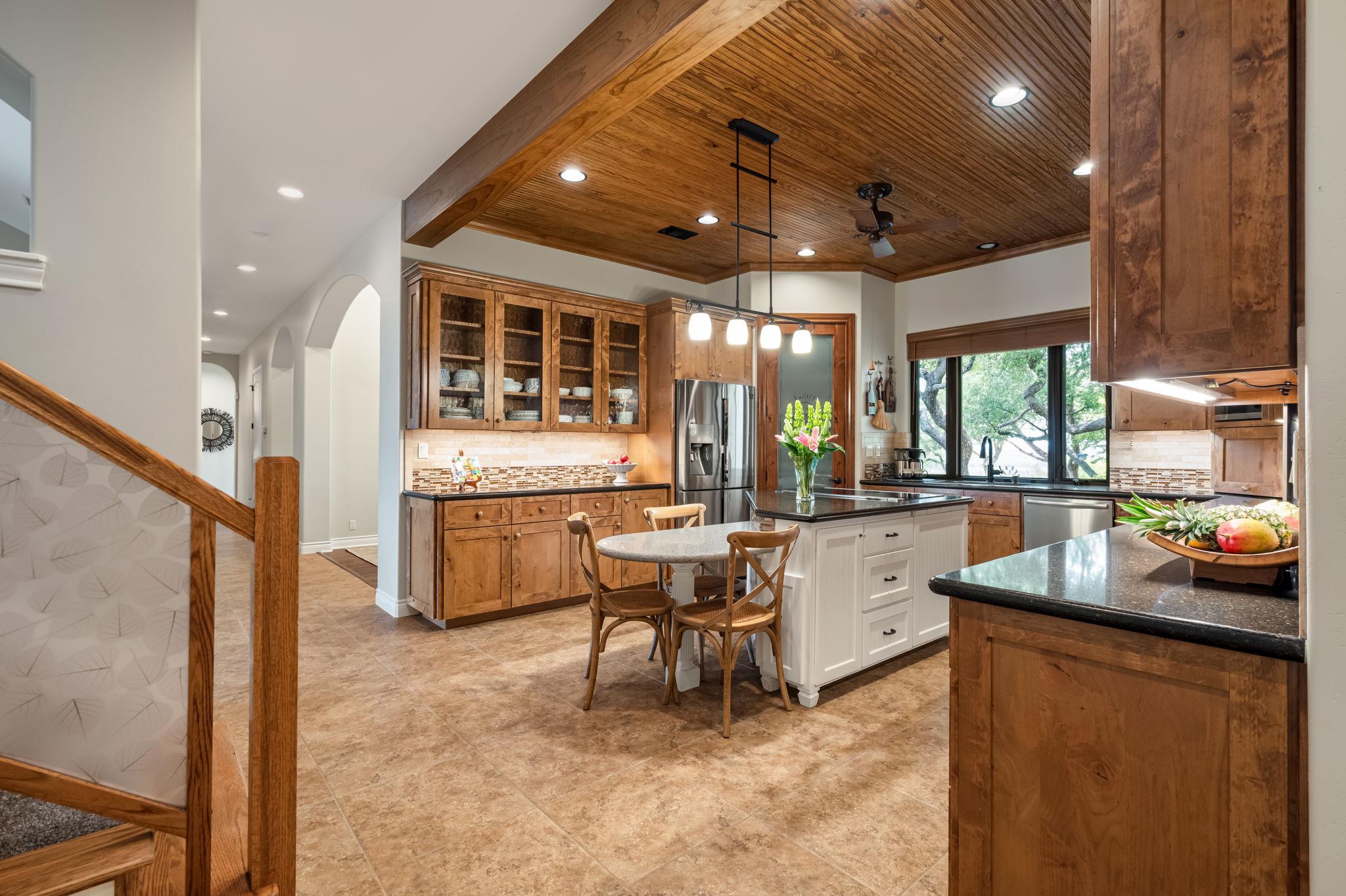 8815 Blazyk DR