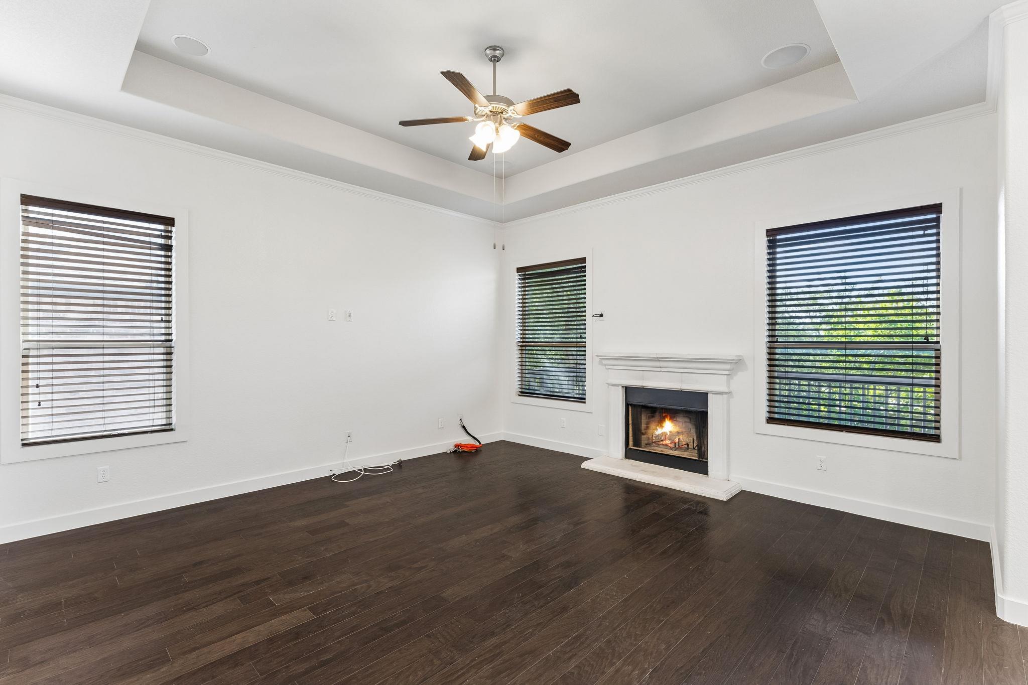2604 Lou Hollow PL