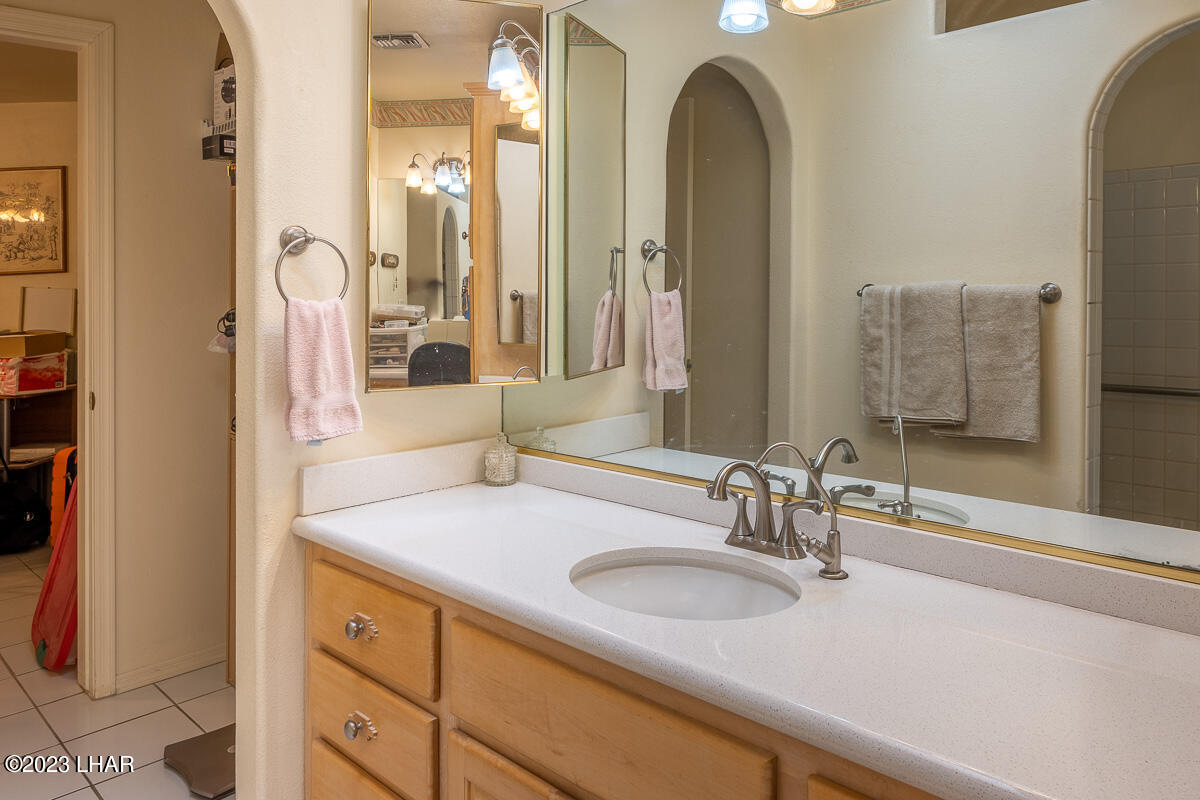 2601 Palo Verde Blvd N