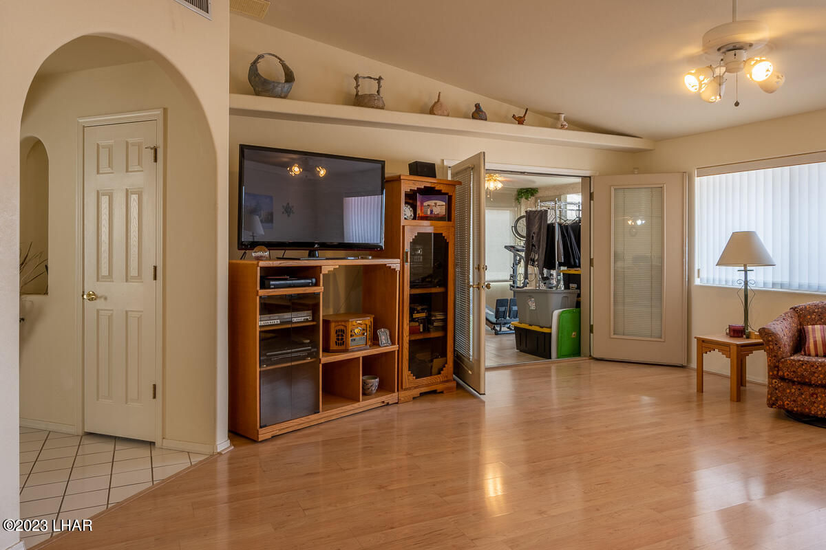 2601 Palo Verde Blvd N