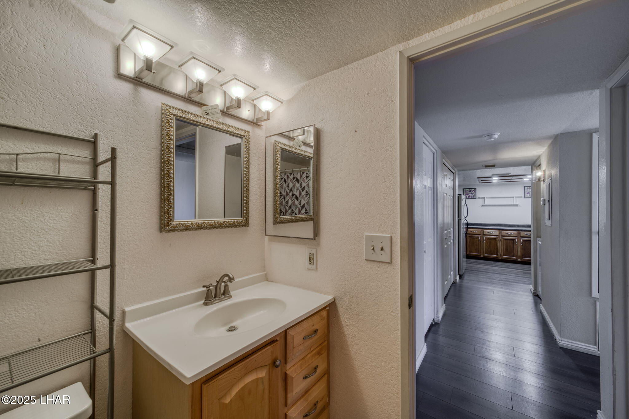 1800 Clubhouse Dr, H70