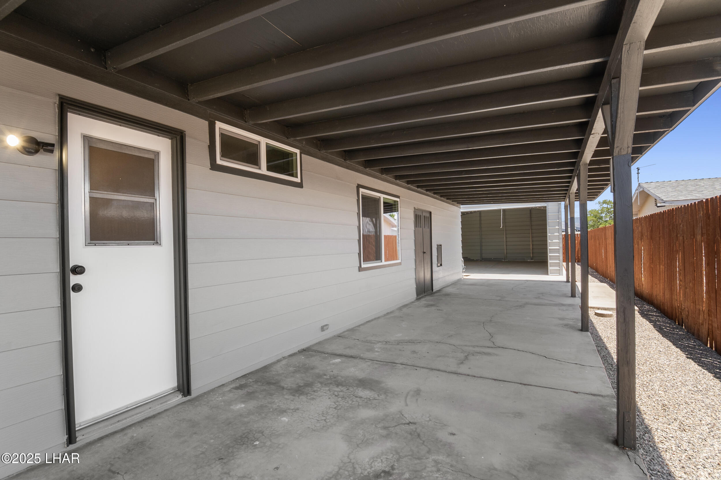 1644 Bluebonnet Blvd