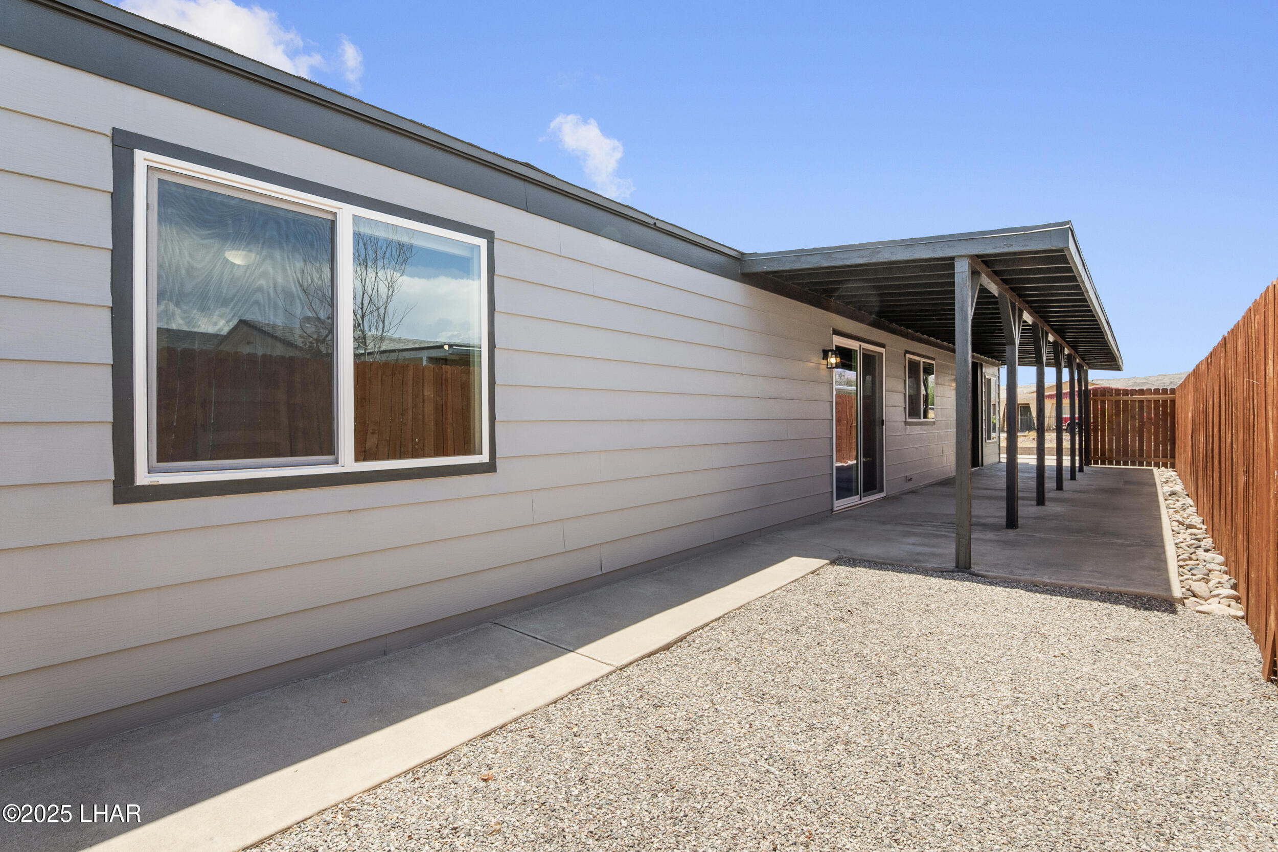 1644 Bluebonnet Blvd