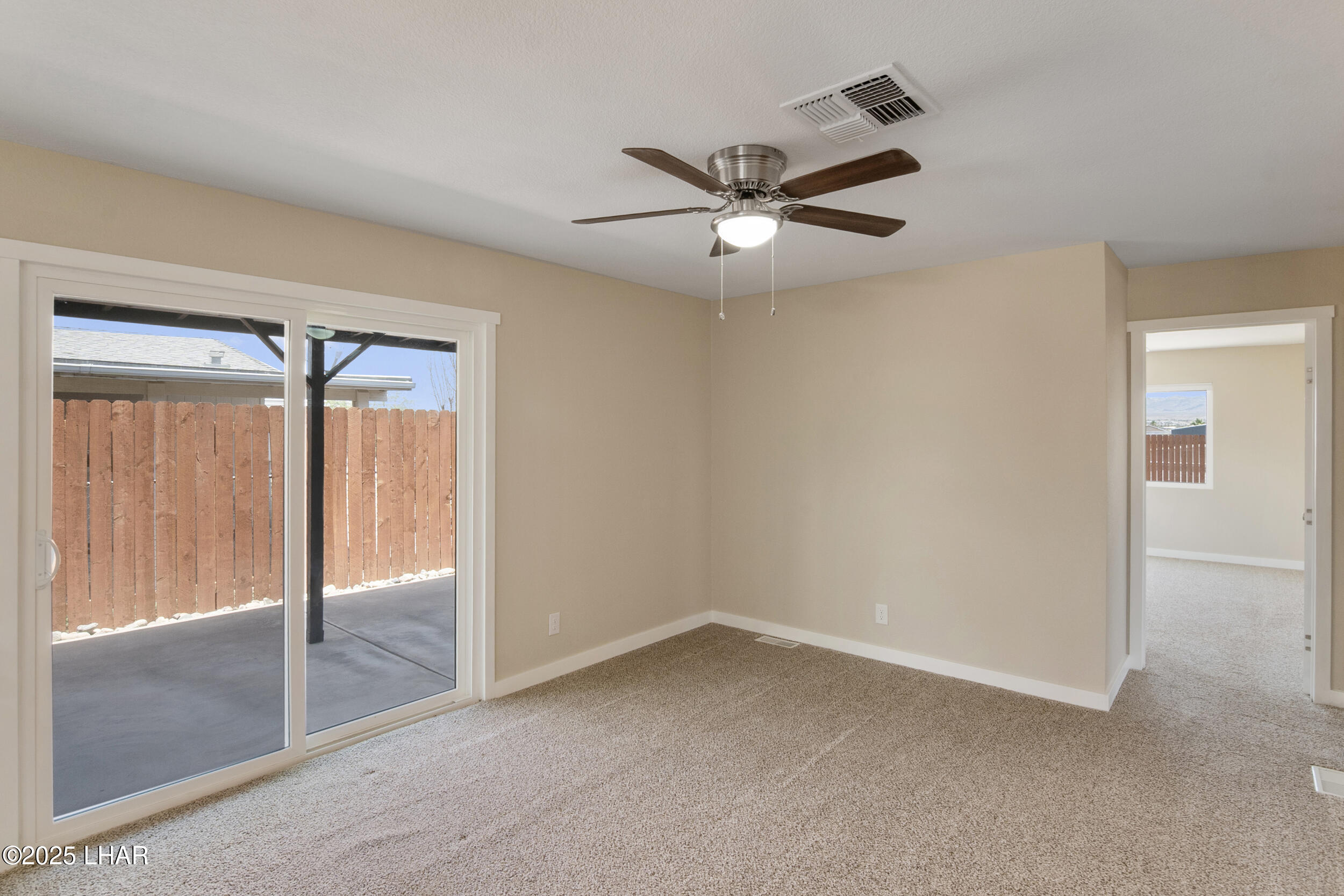 1644 Bluebonnet Blvd