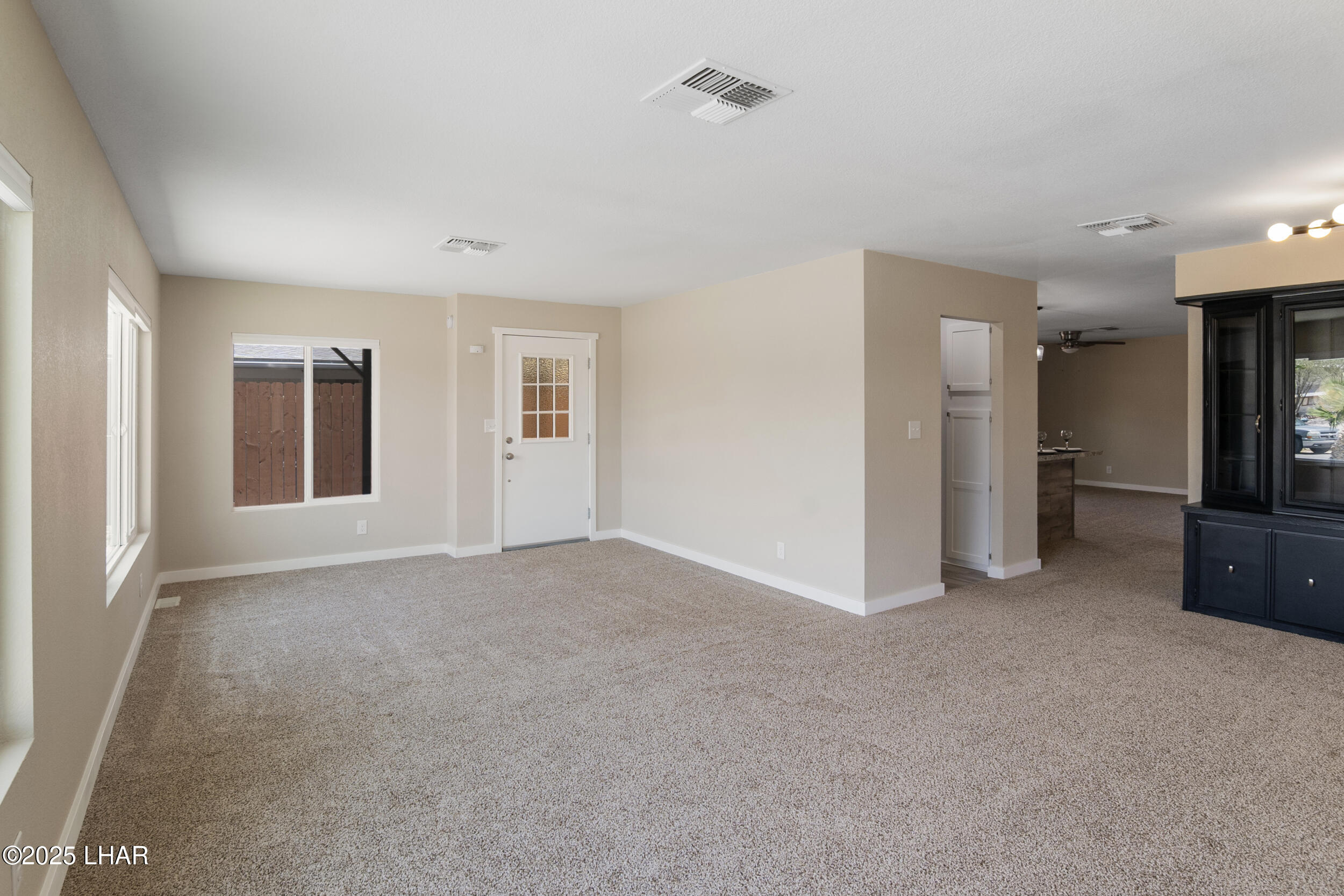 1644 Bluebonnet Blvd