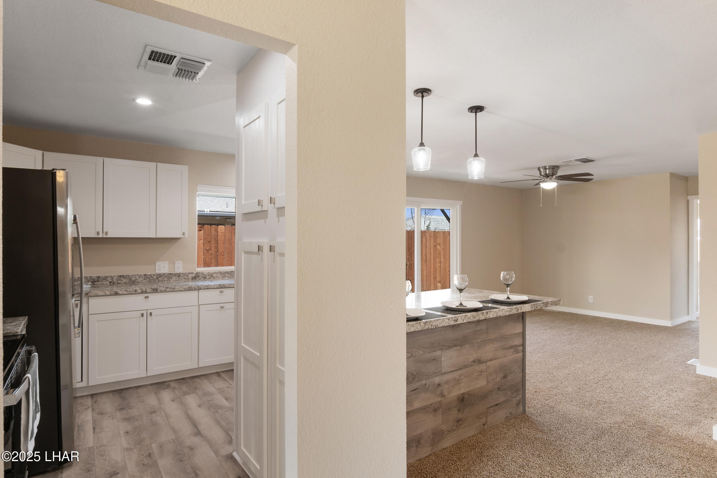 1644 Bluebonnet Blvd