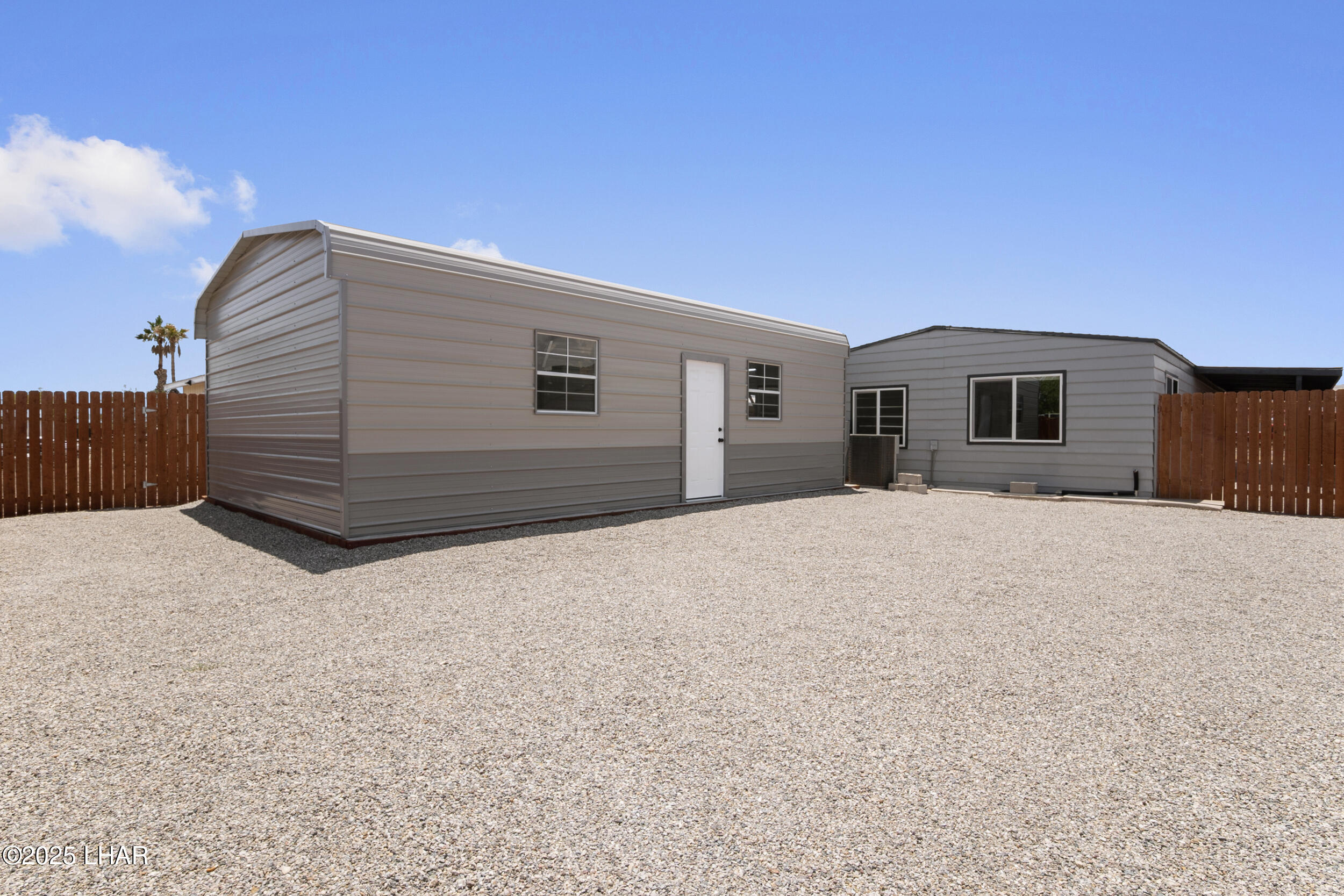 1644 Bluebonnet Blvd