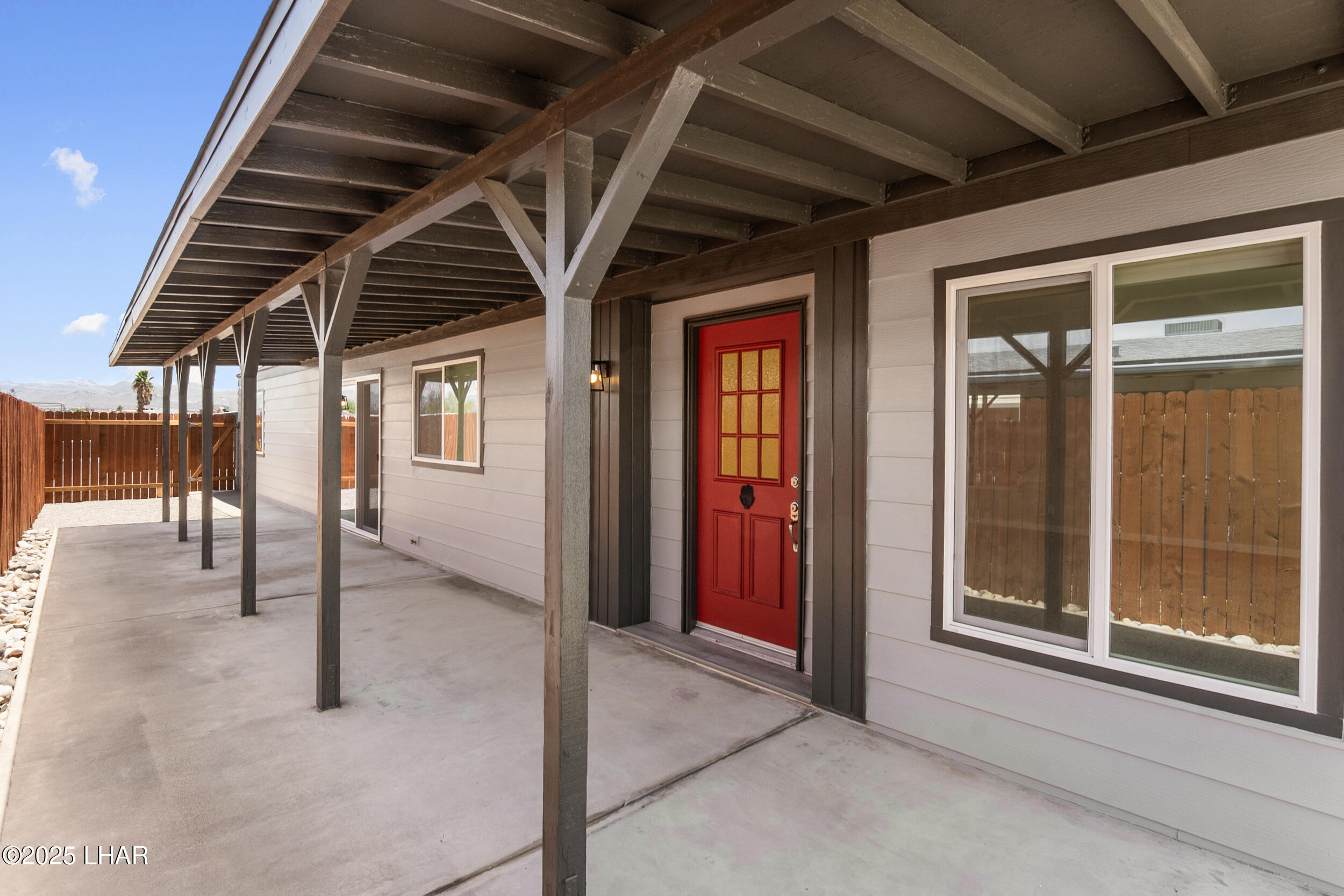 1644 Bluebonnet Blvd