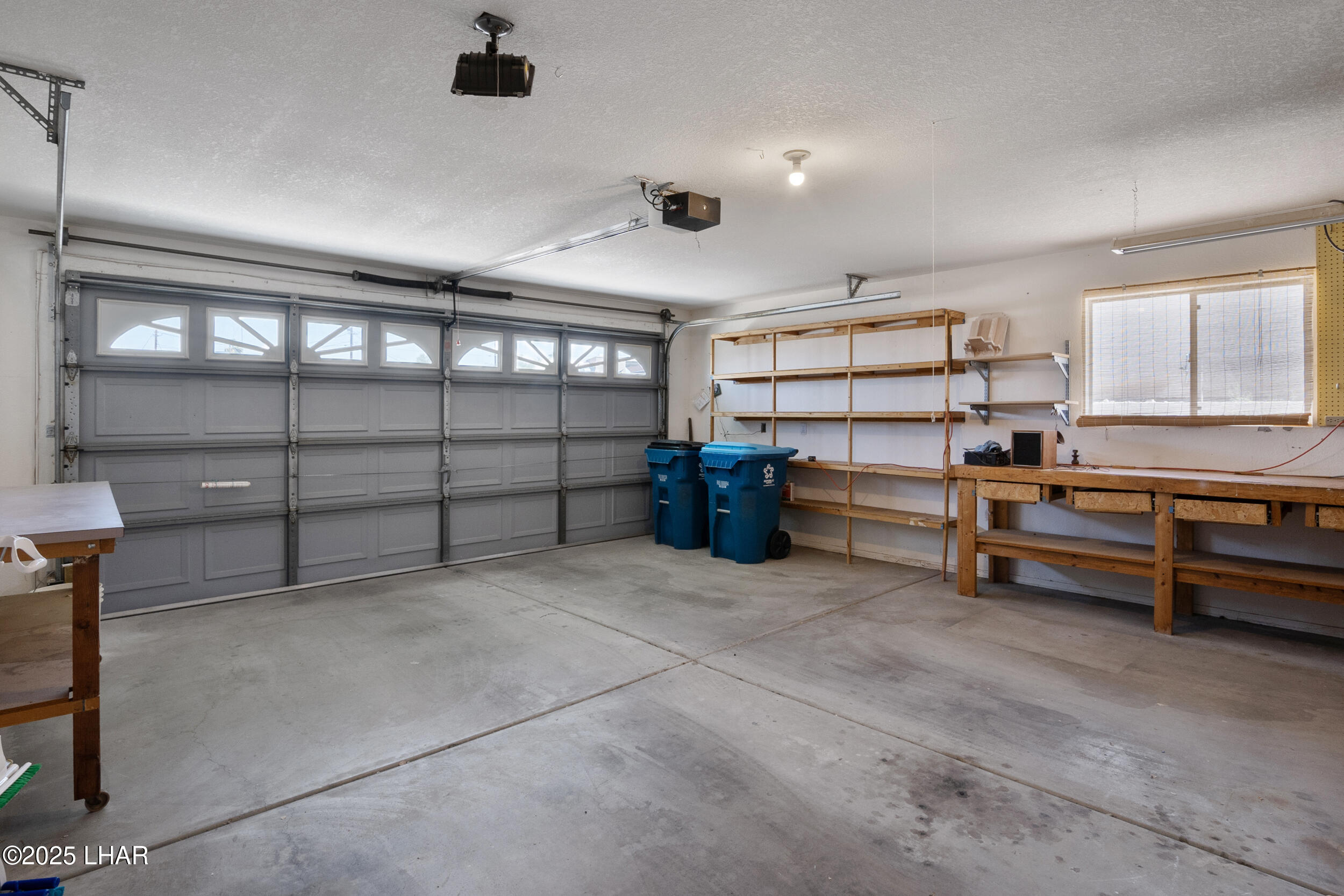 3620 Bluecrest Dr