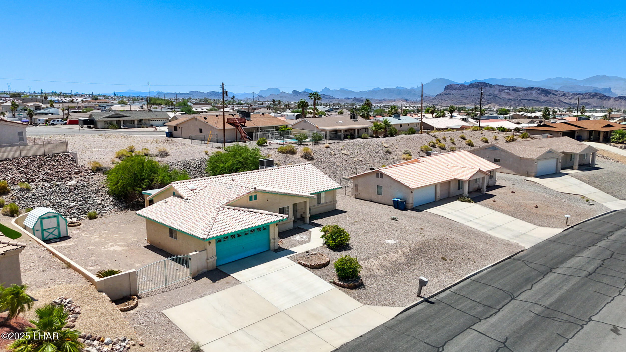 3620 Bluecrest Dr