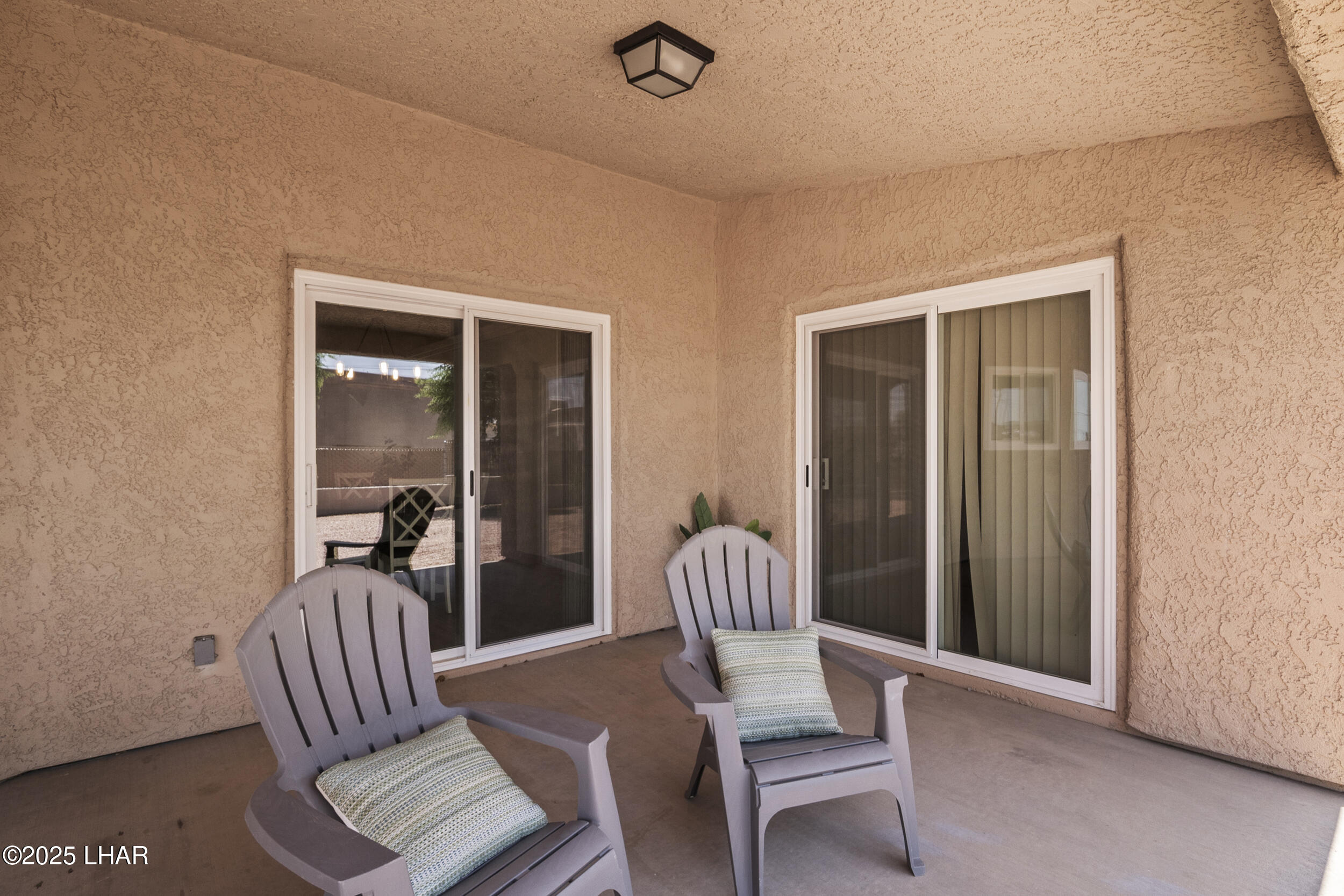 2816 Hidden Valley Dr