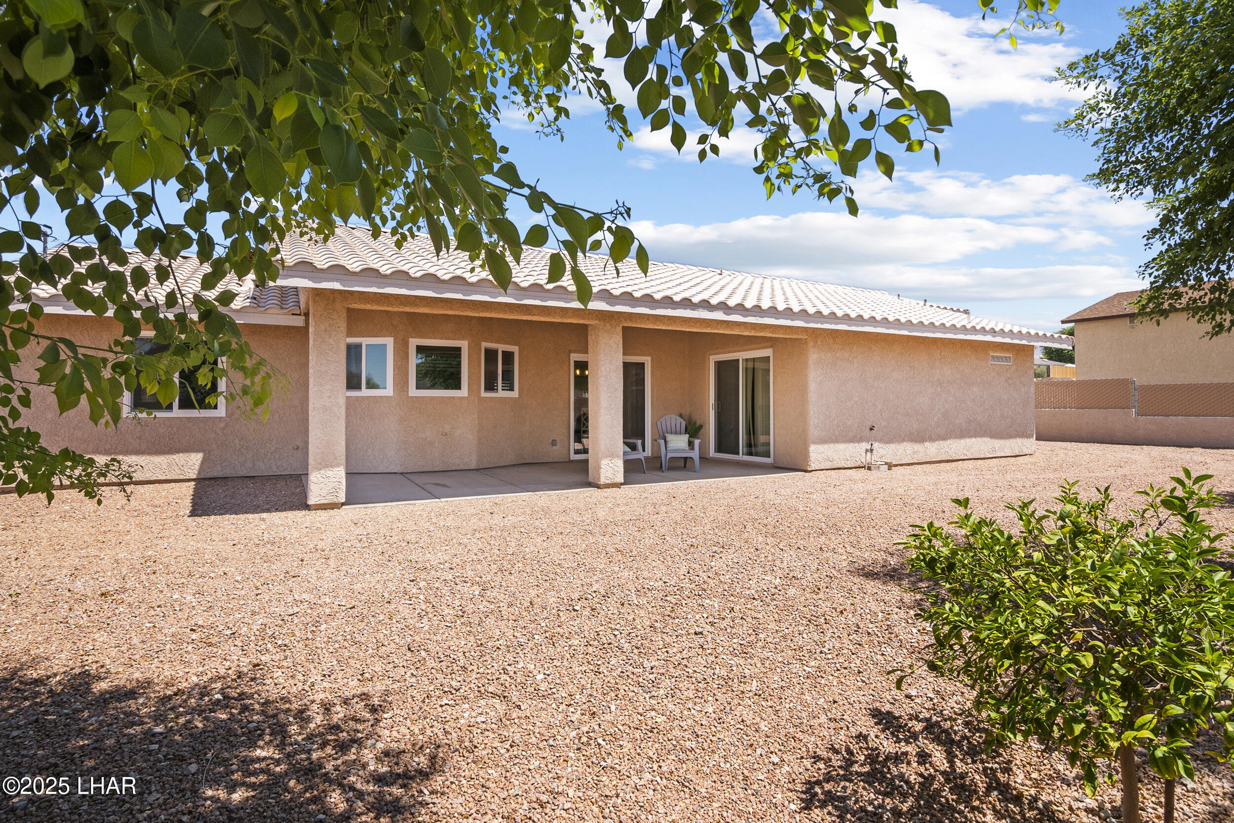 2816 Hidden Valley Dr