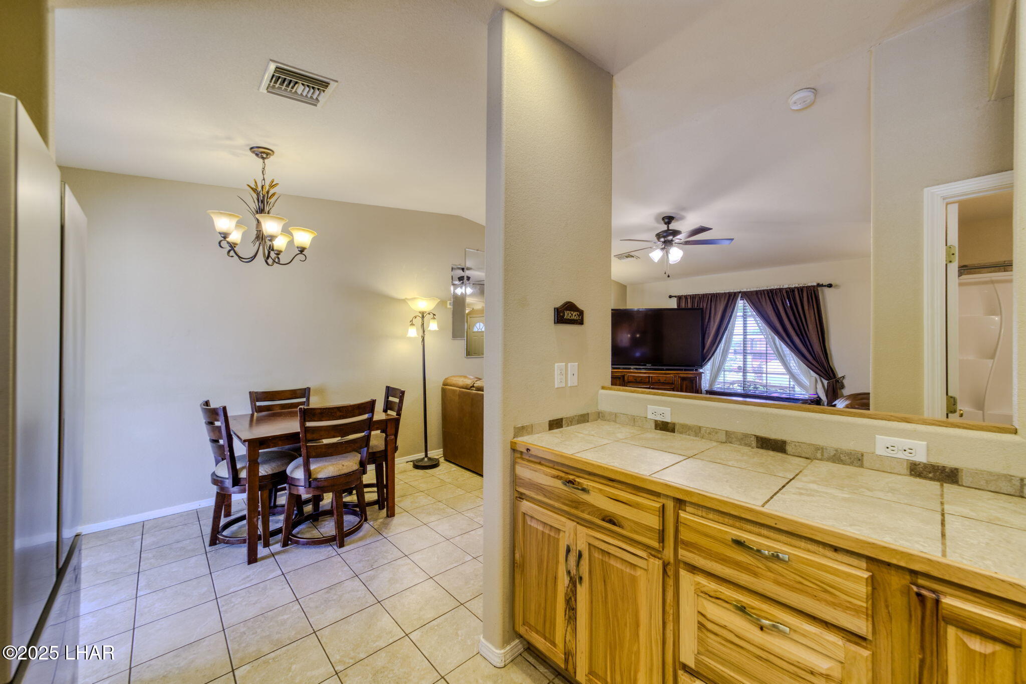 935 Glen Dr