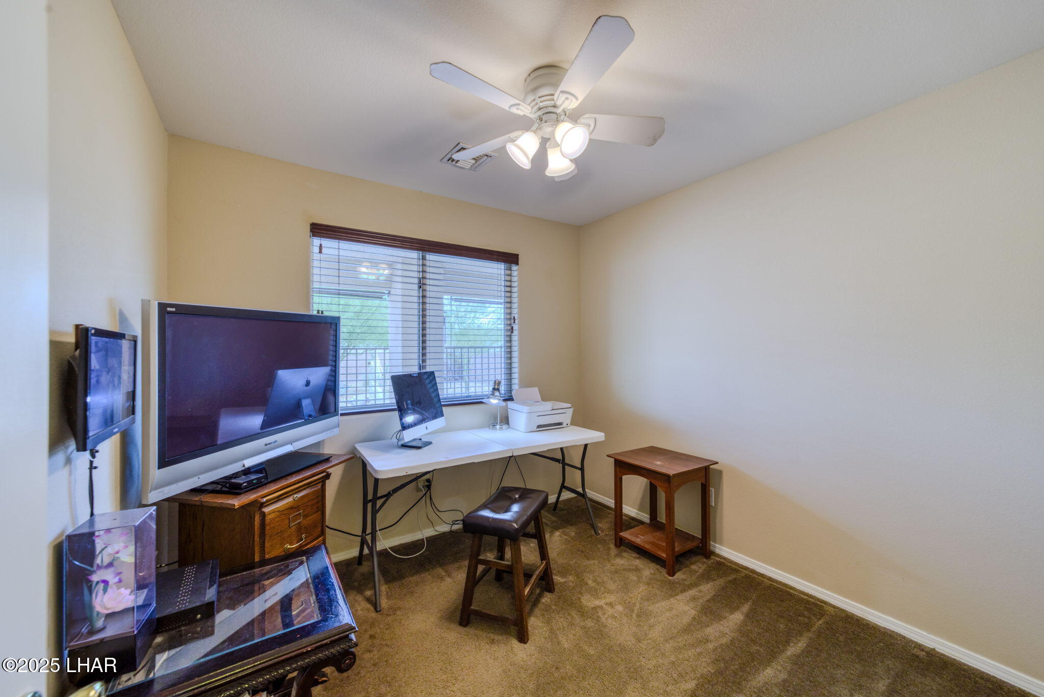 935 Glen Dr