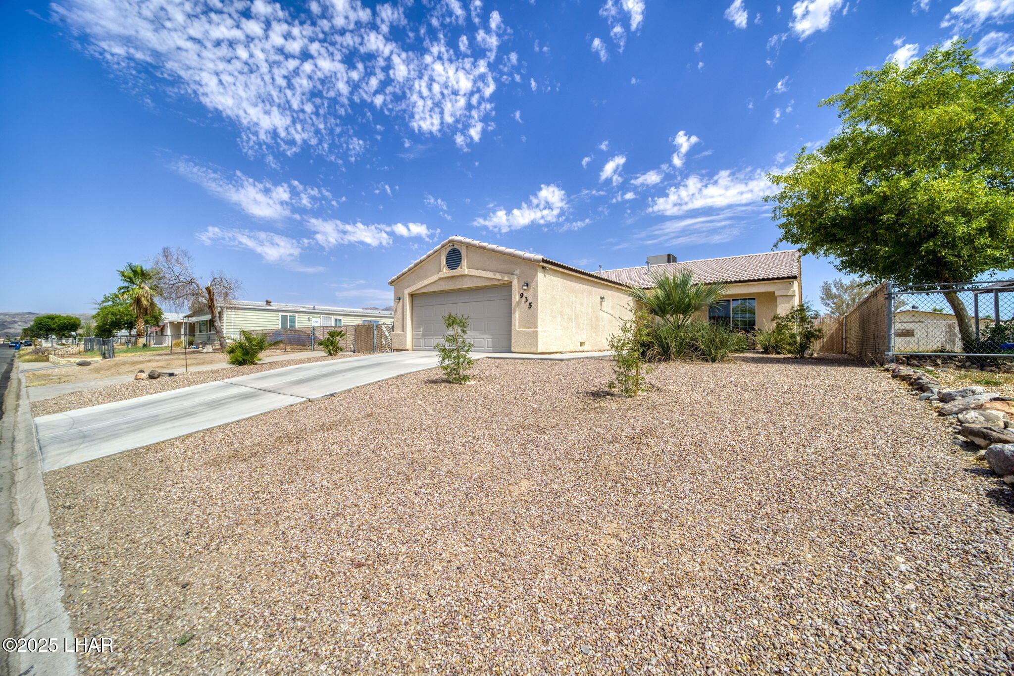 935 Glen Dr