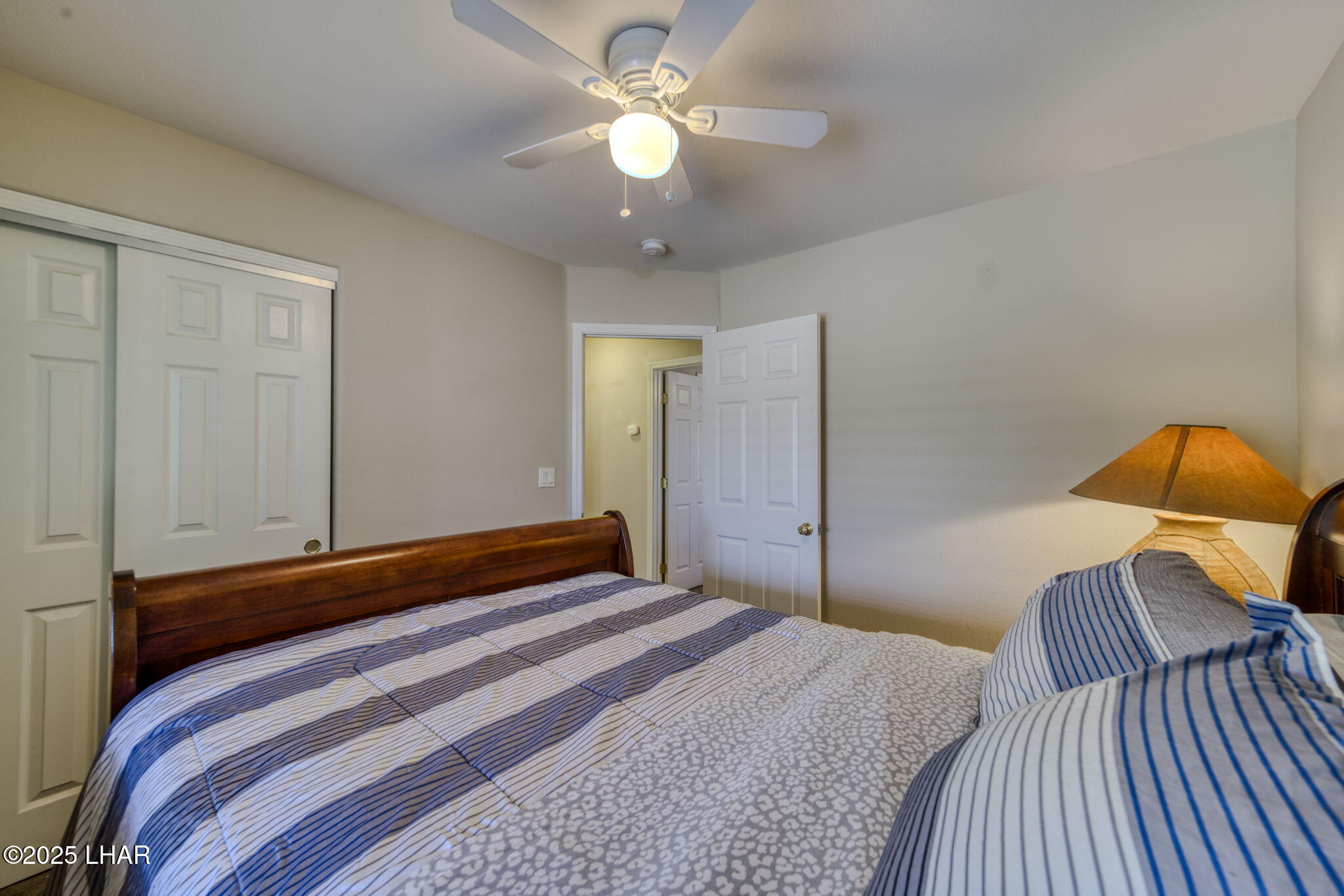 935 Glen Dr