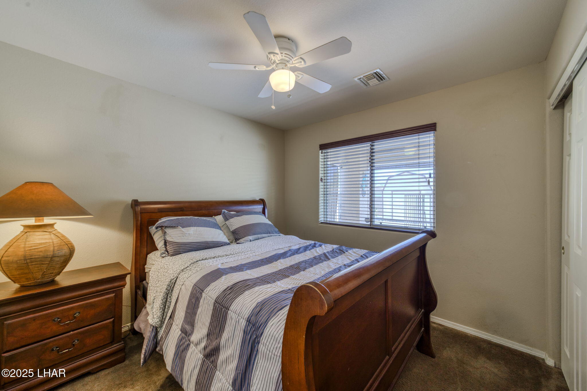 935 Glen Dr