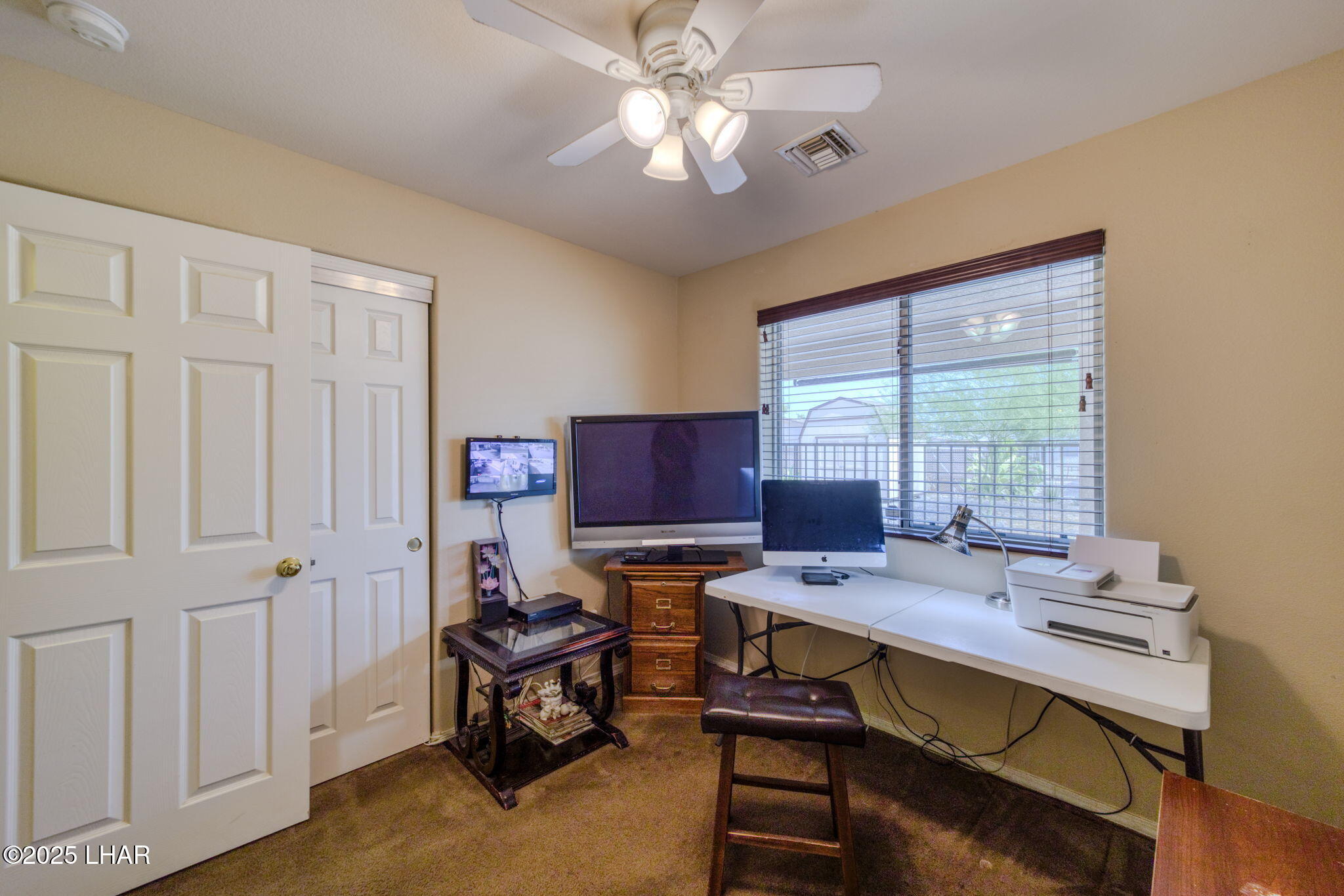 935 Glen Dr