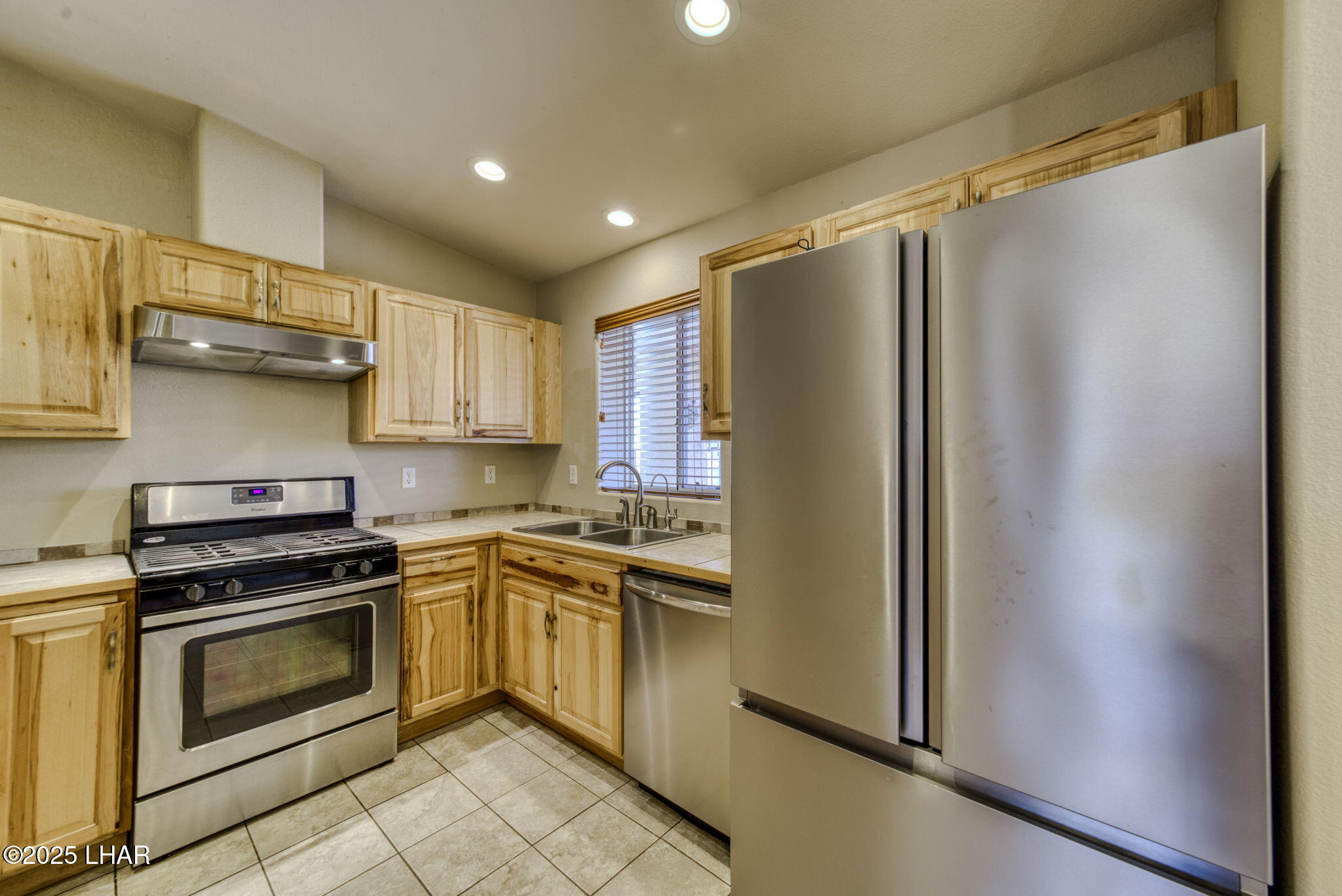 935 Glen Dr