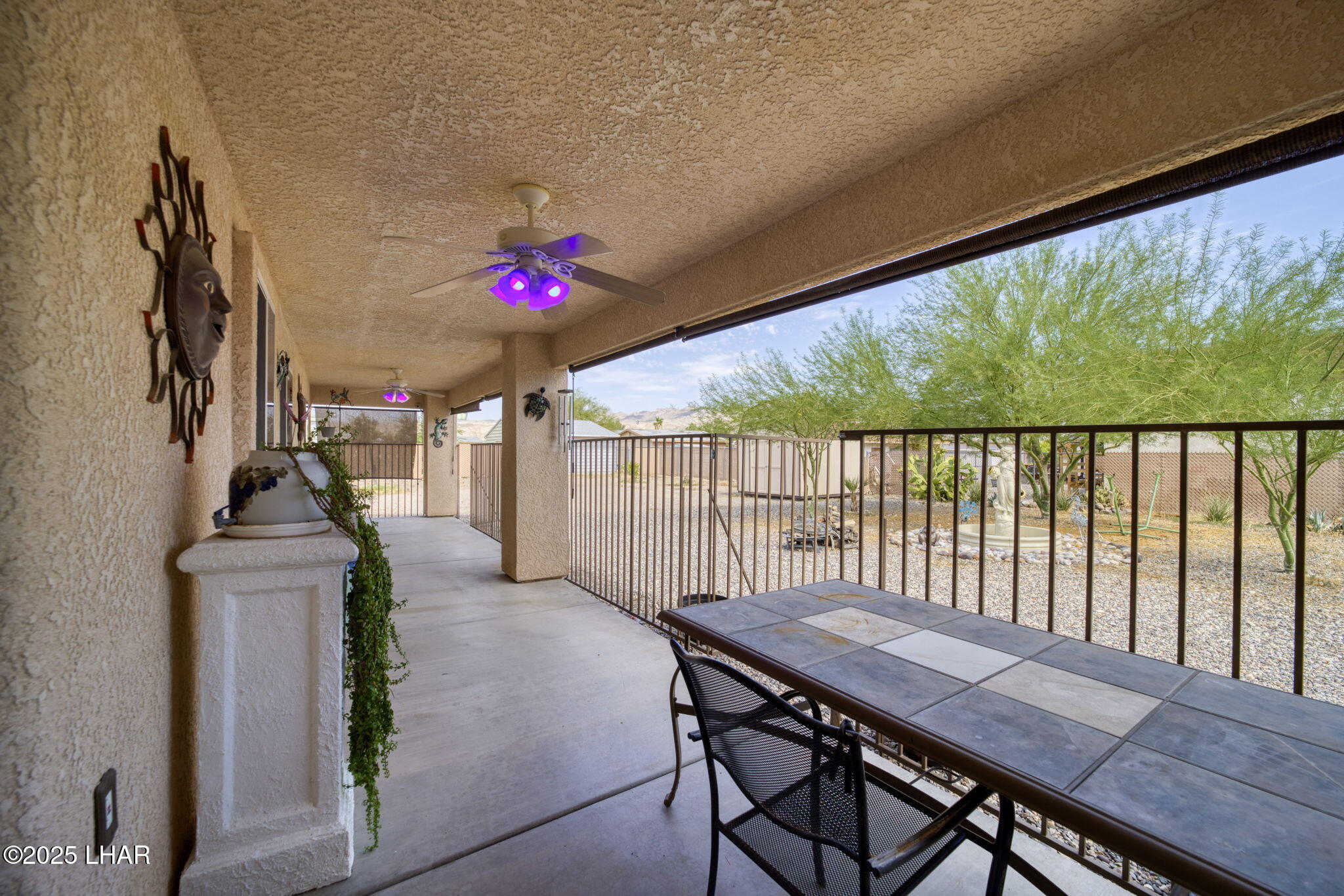 935 Glen Dr