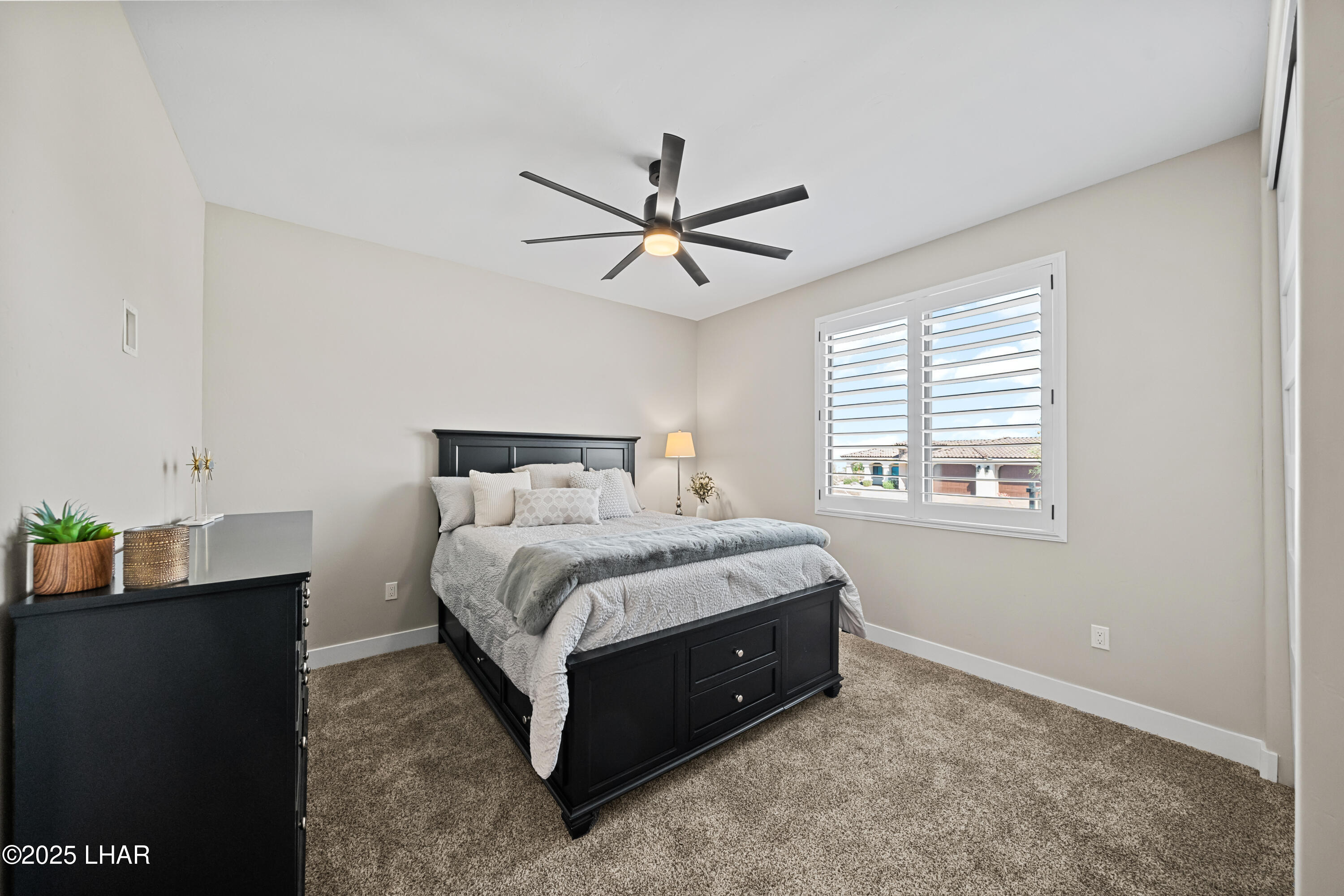 6772 Avienda De Los Foothills
