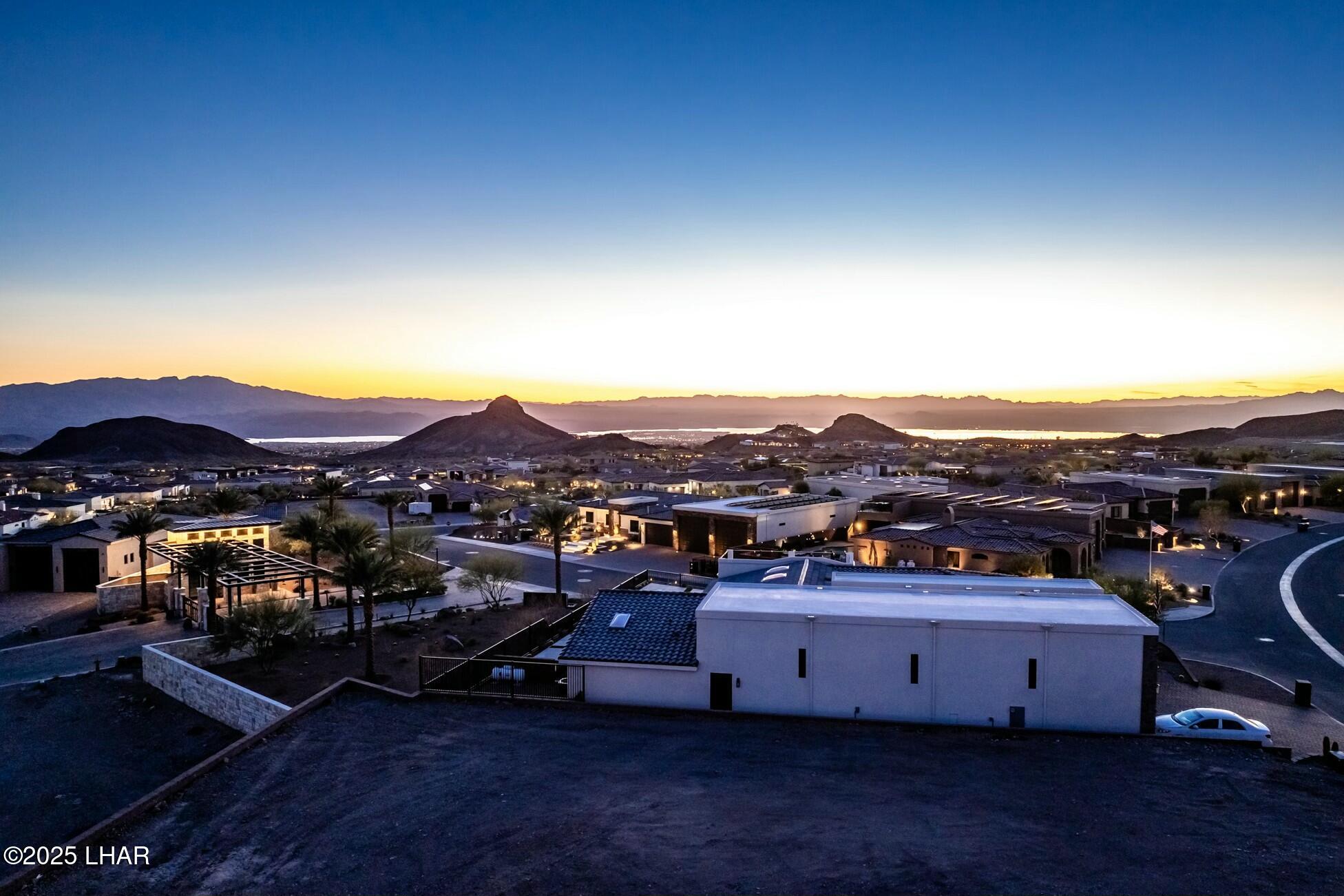 6772 Avienda De Los Foothills