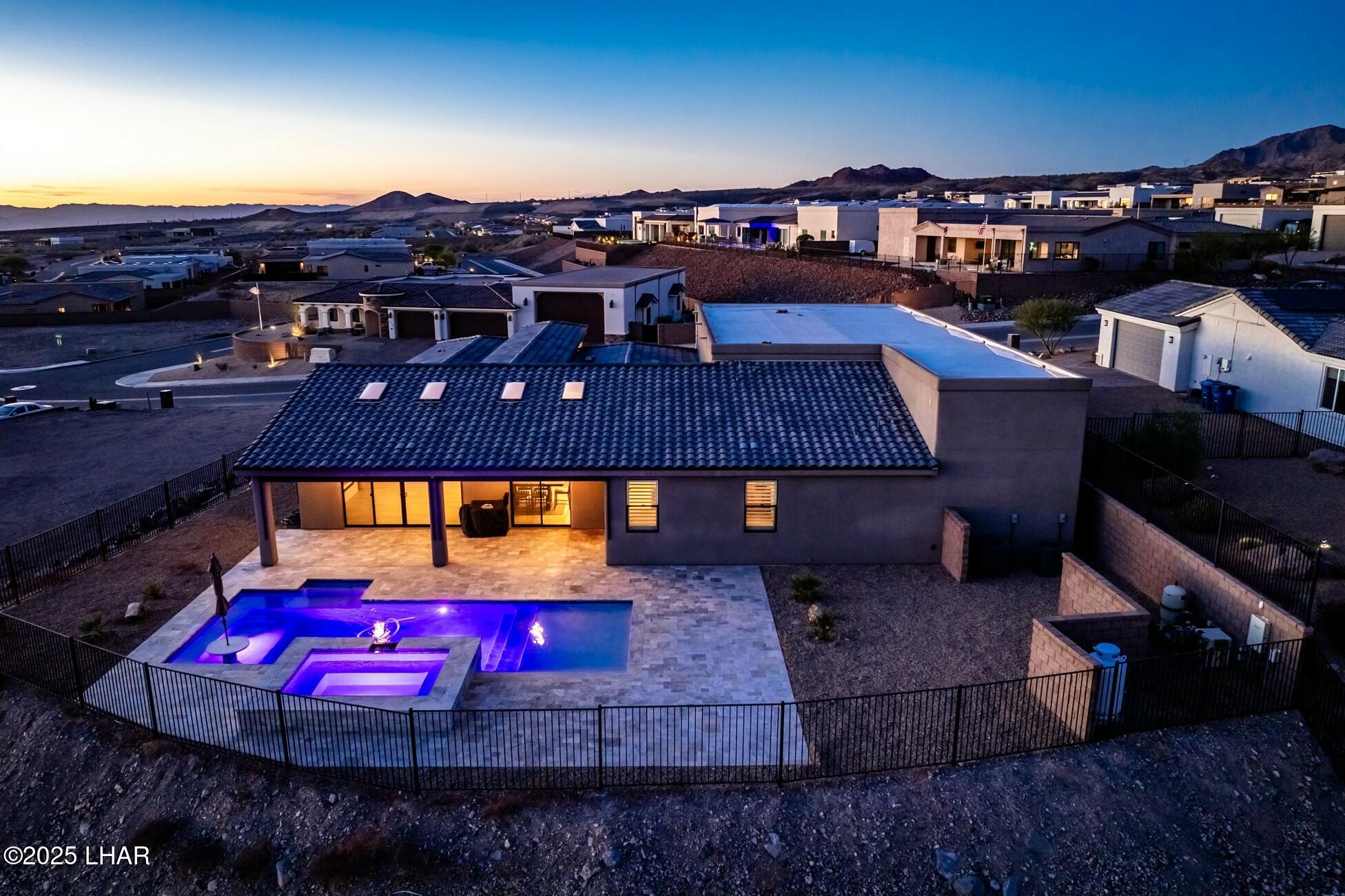 6772 Avienda De Los Foothills