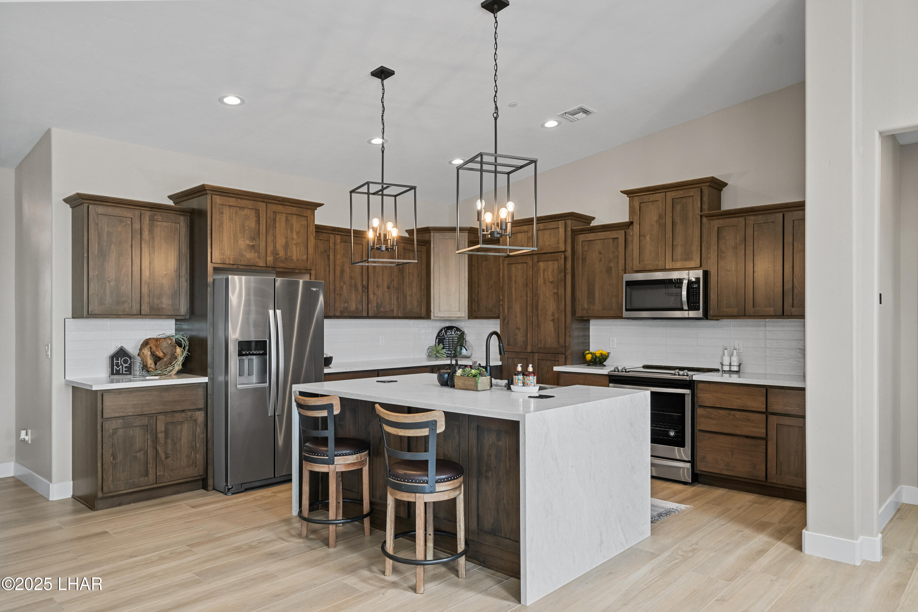 6772 Avienda De Los Foothills