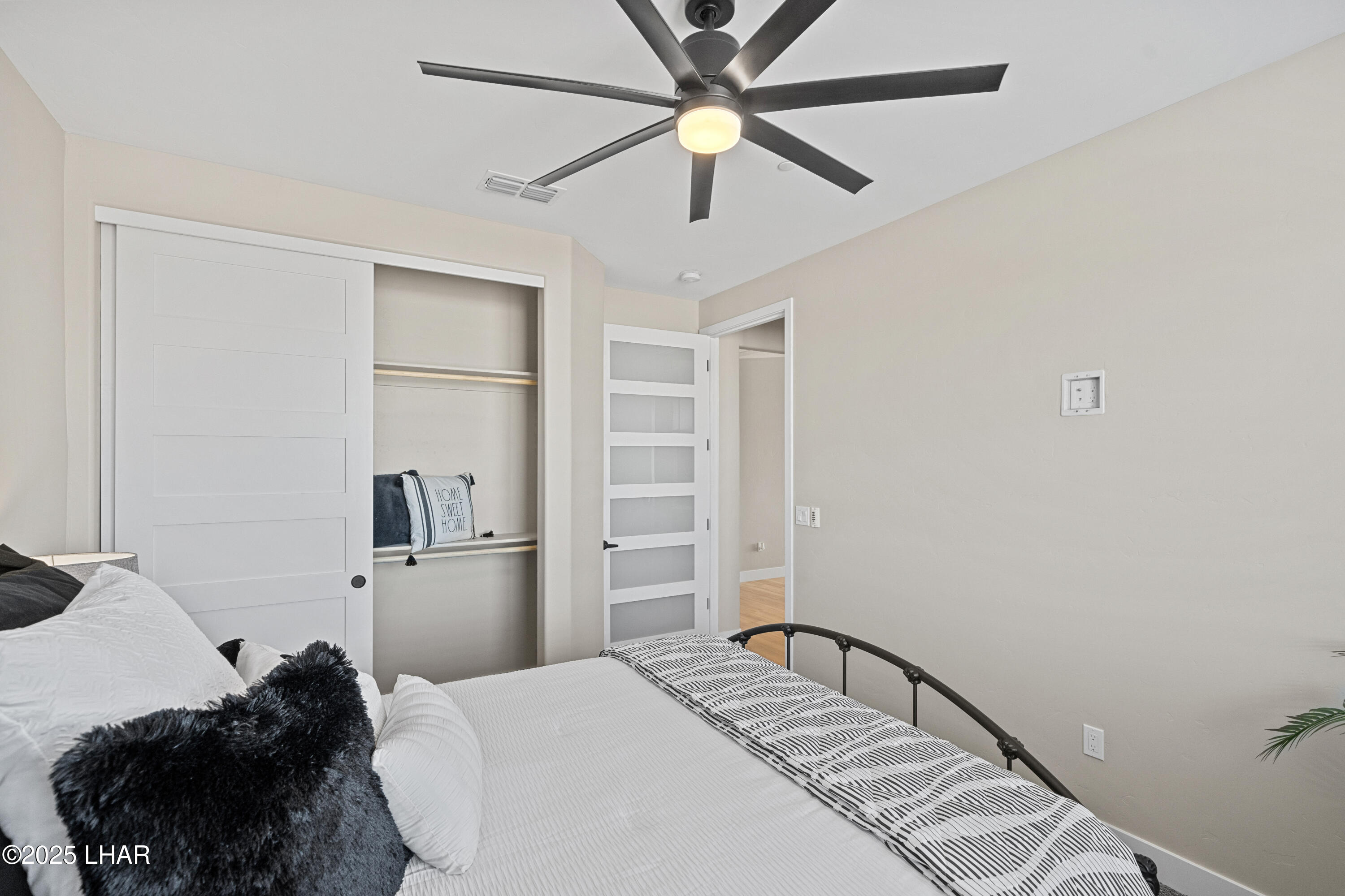 6772 Avienda De Los Foothills
