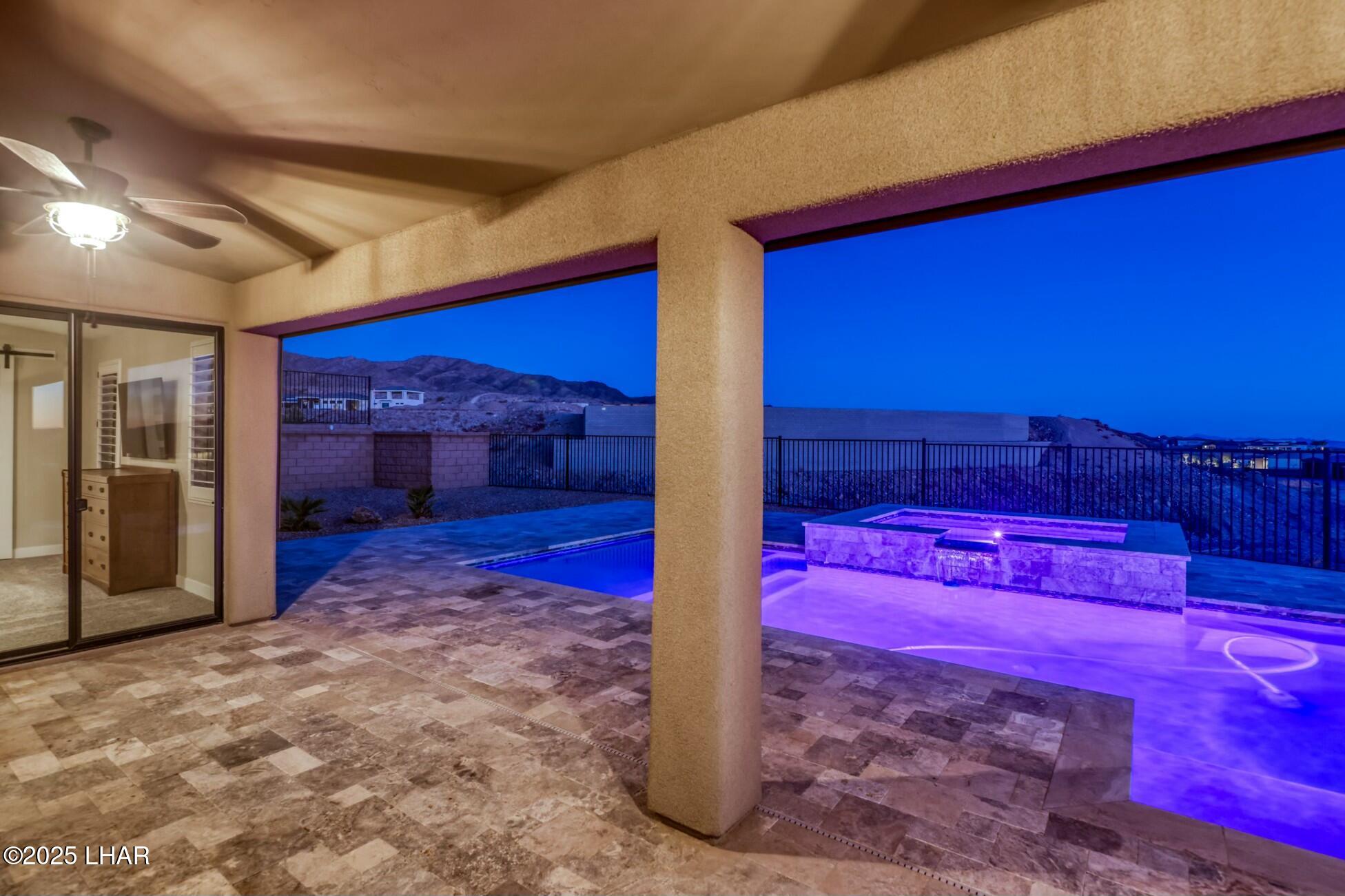 6772 Avienda De Los Foothills