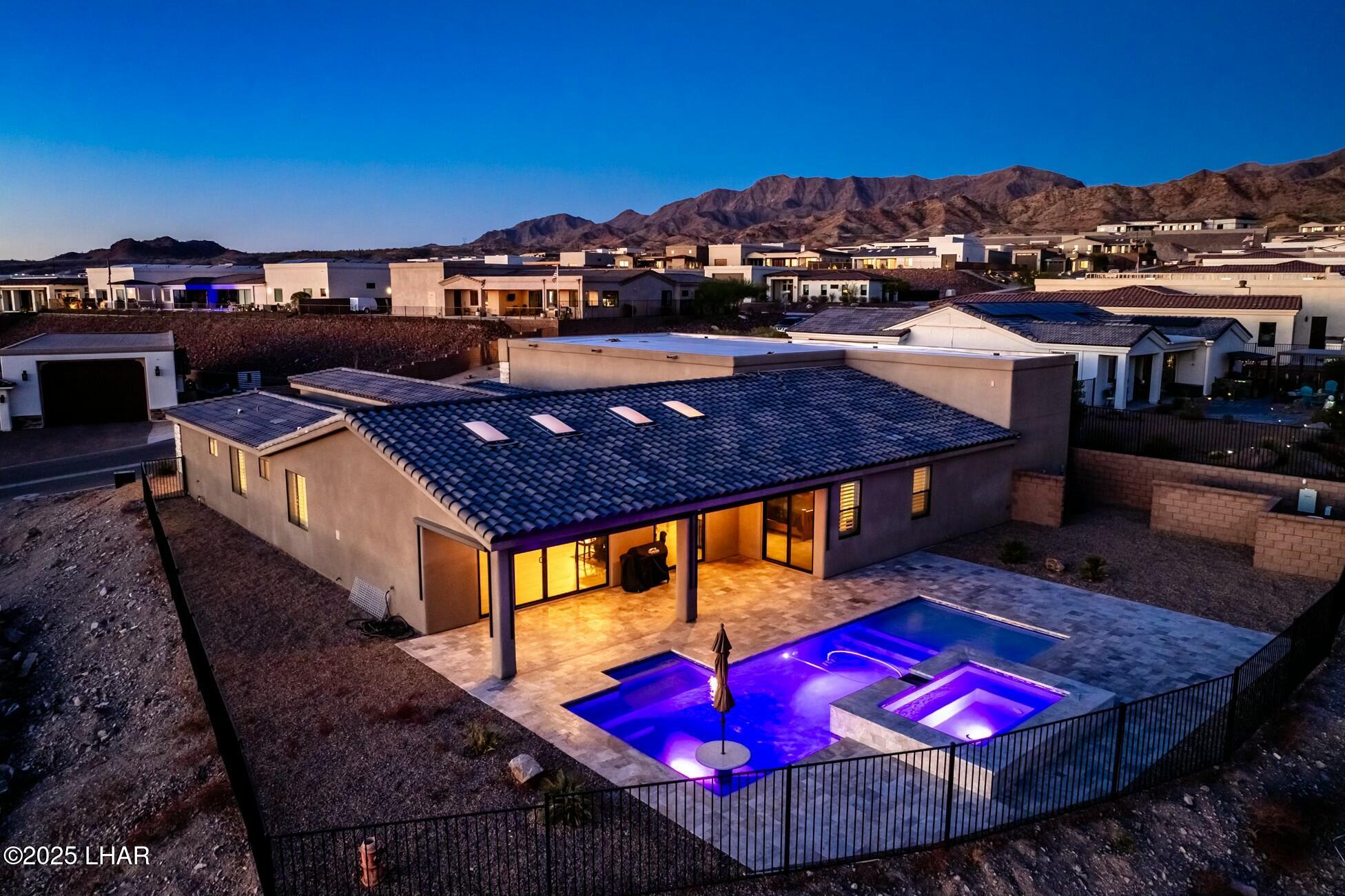 6772 Avienda De Los Foothills