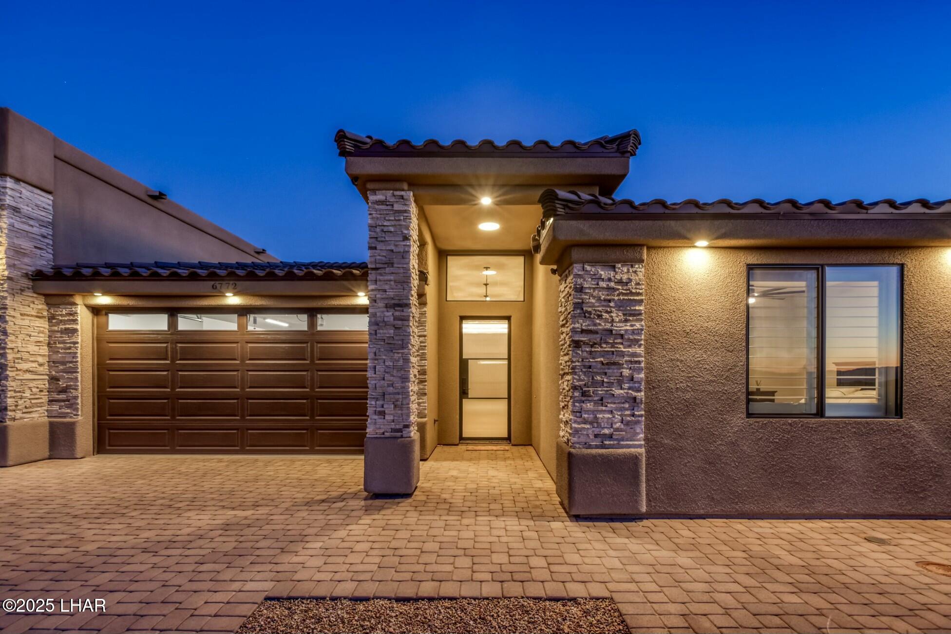 6772 Avienda De Los Foothills