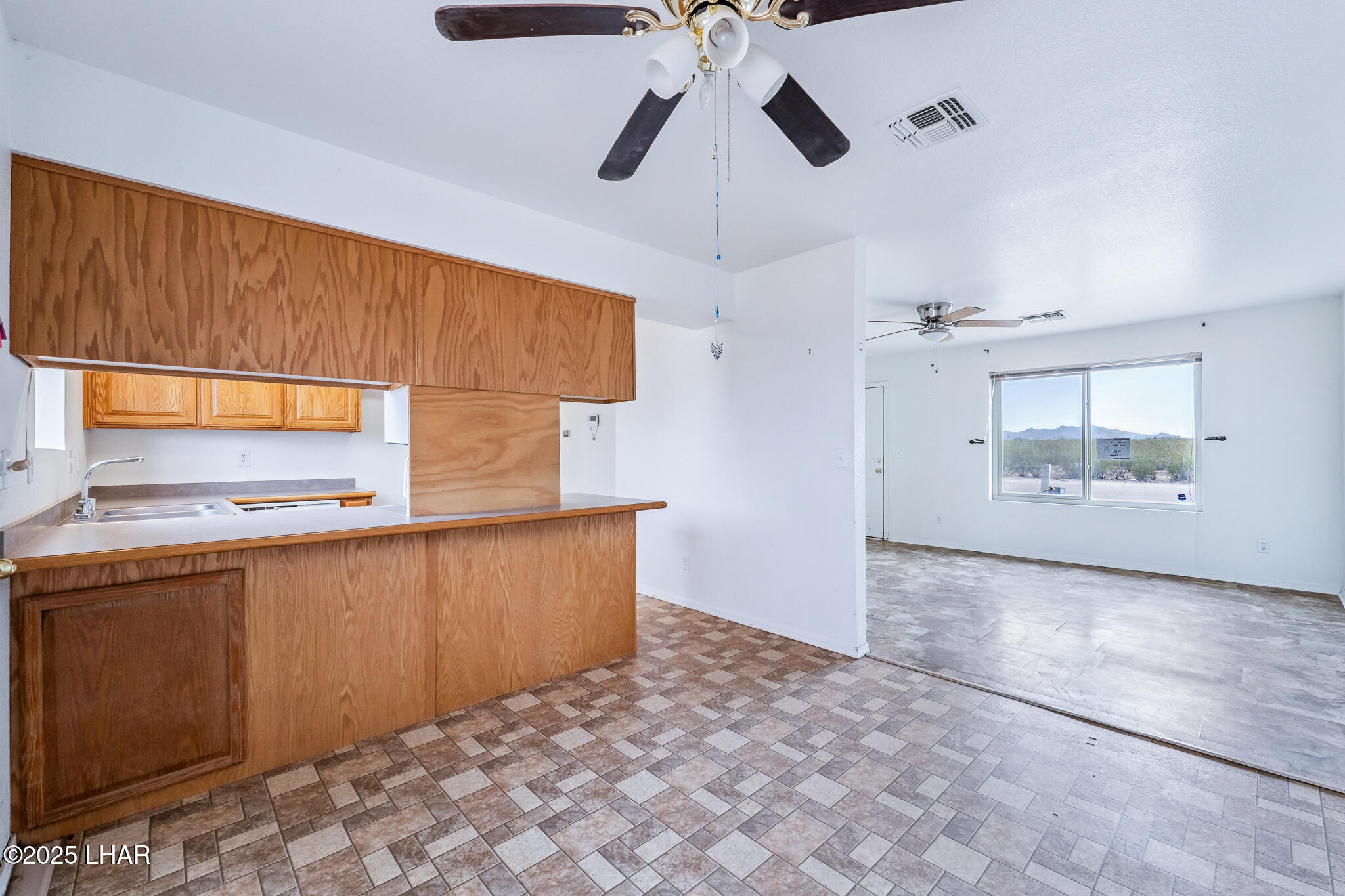 6614 Brook Dr