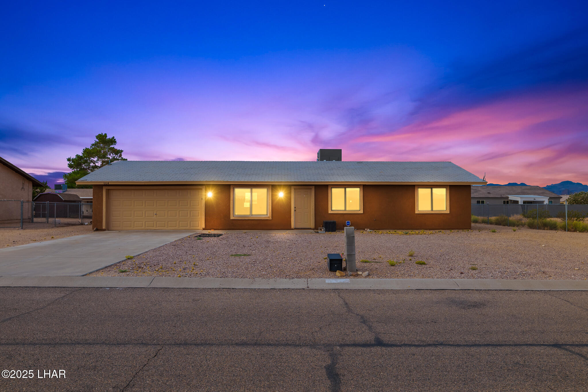 6614 Brook Dr
