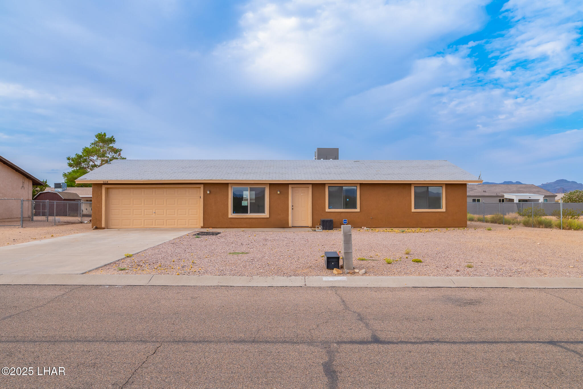 6614 Brook Dr