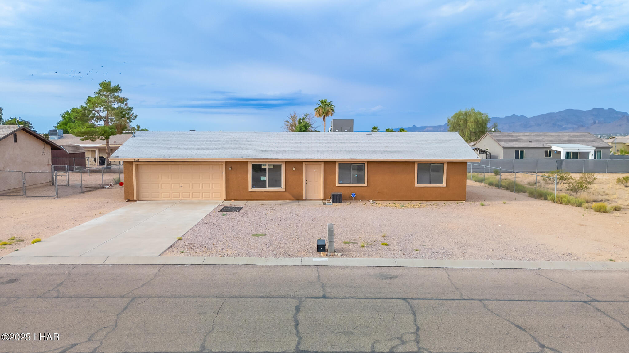 6614 Brook Dr