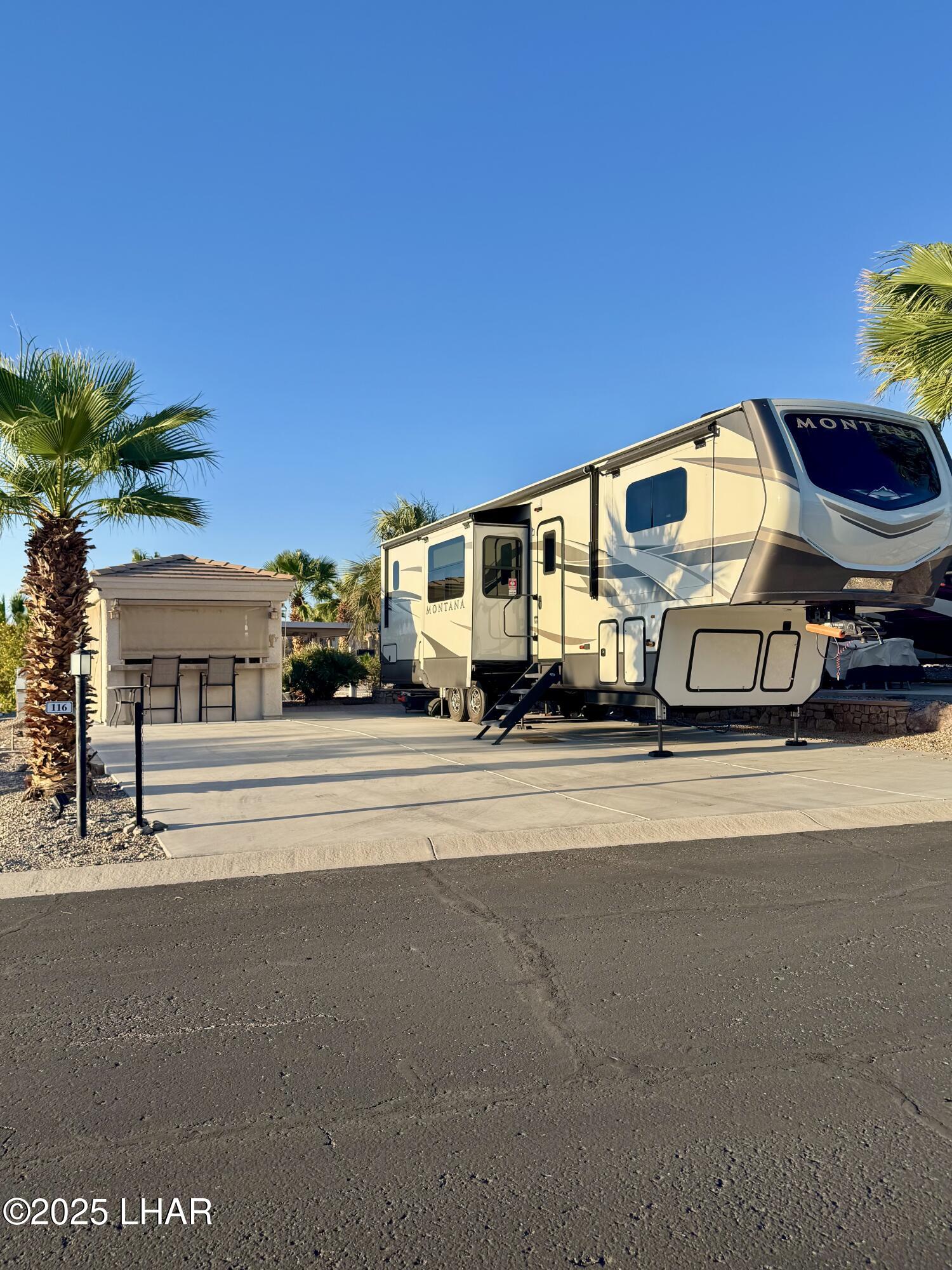 1905 Victoria Farms #117 Rd