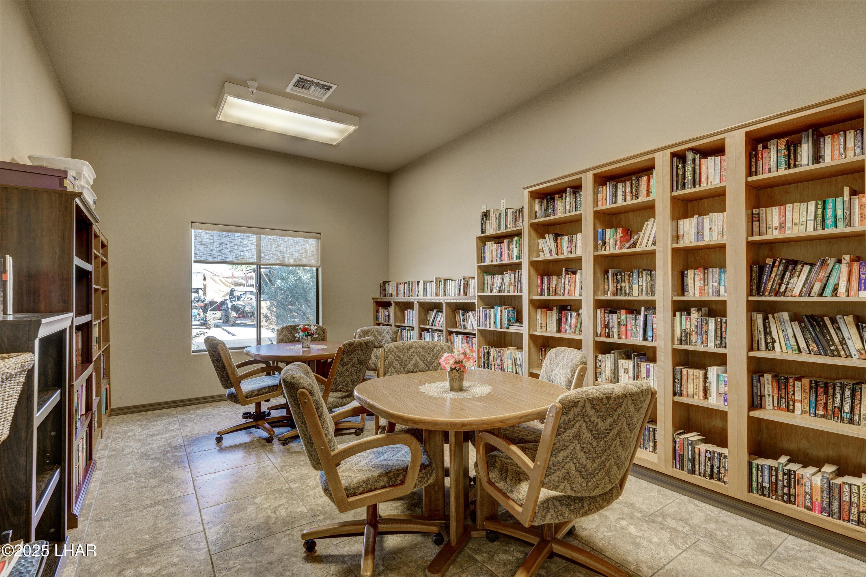 1905 Victoria Farms #117 Rd