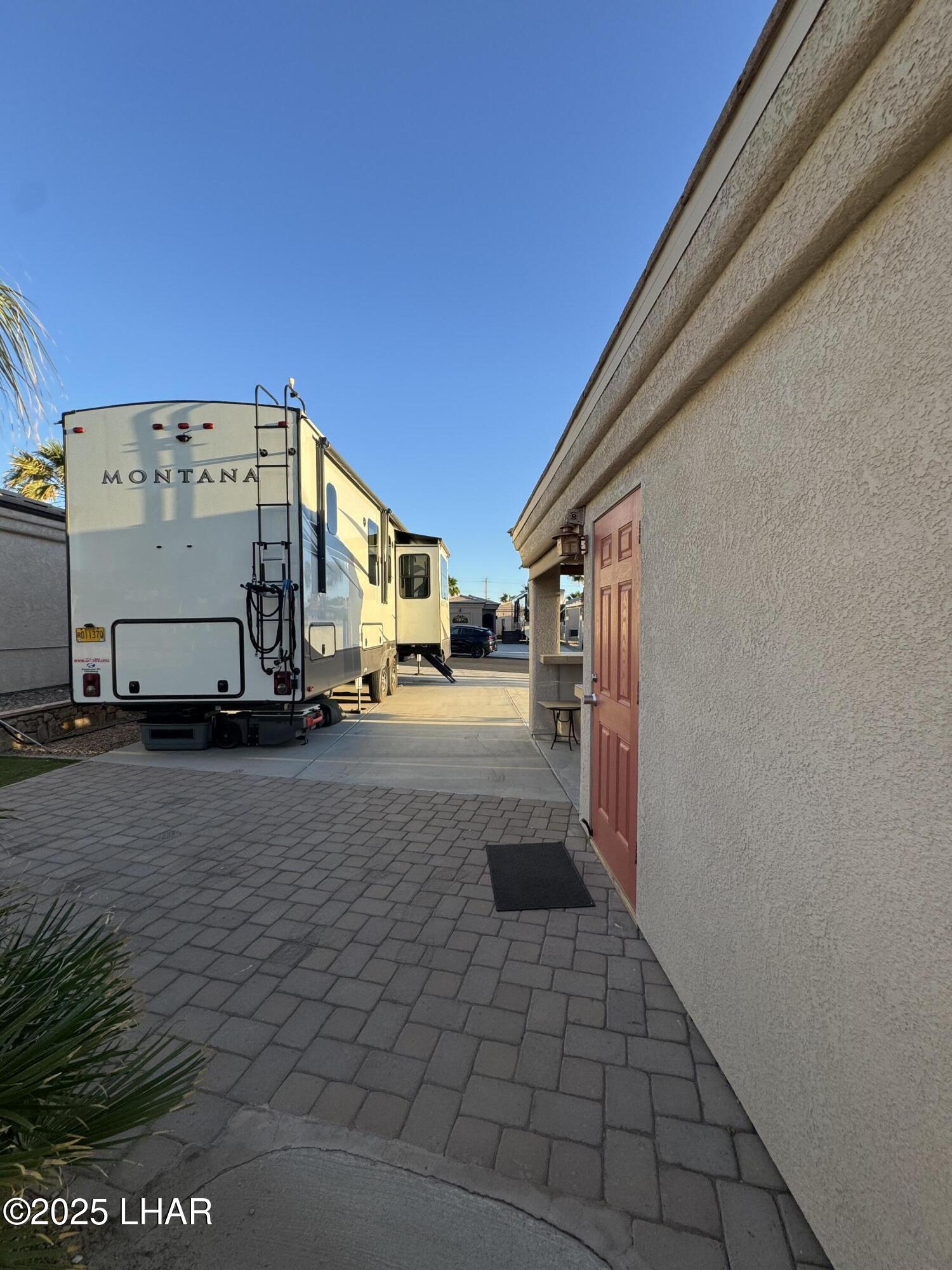 1905 Victoria Farms #117 Rd