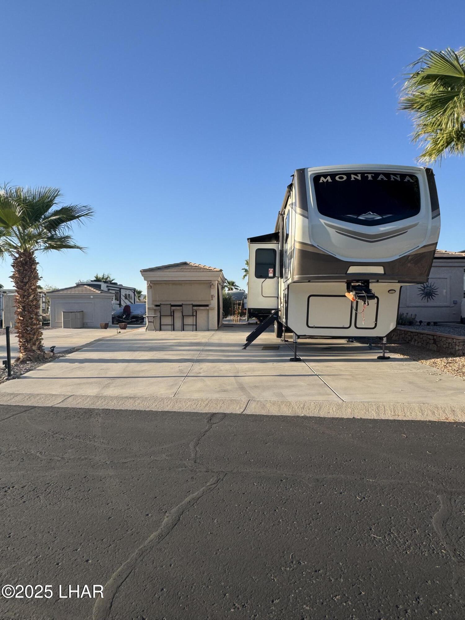 1905 Victoria Farms #117 Rd