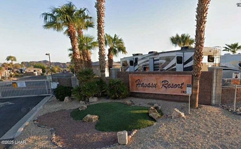 1905 Victoria Farms #117 Rd