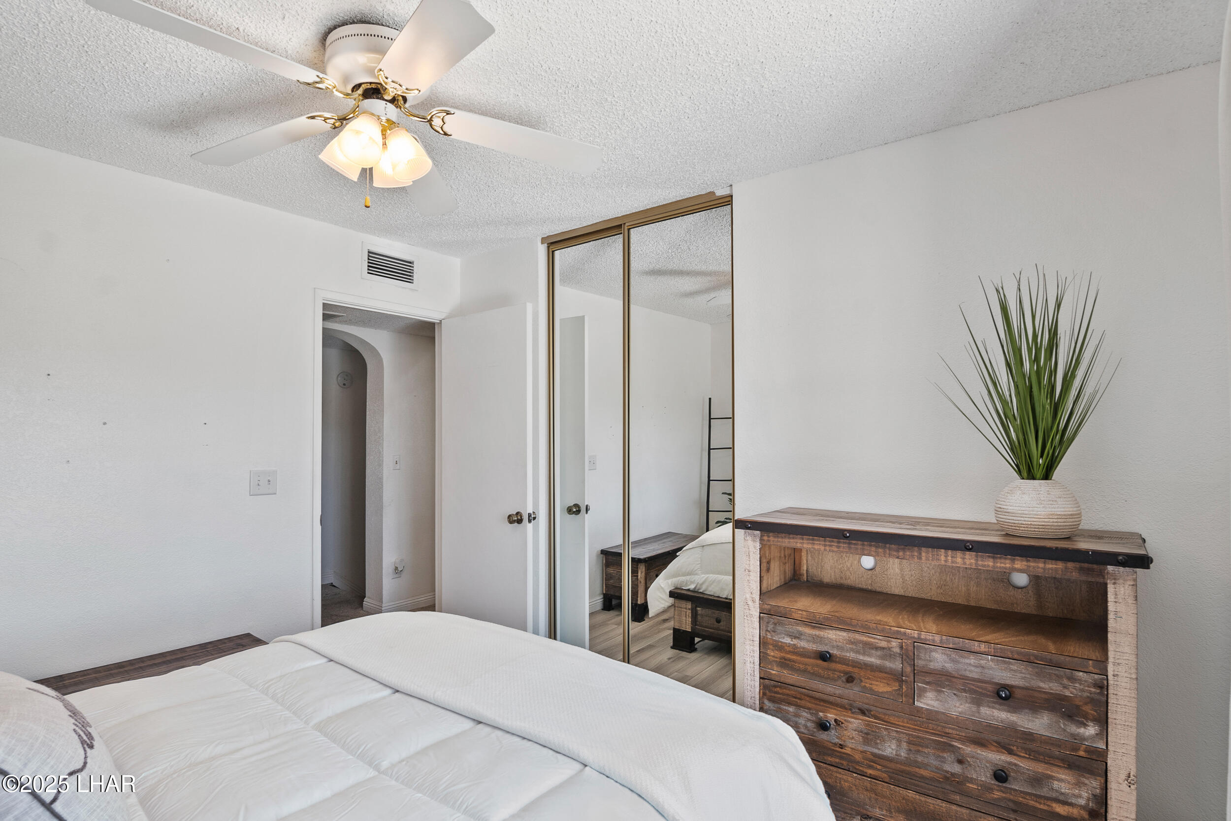 1830 Montana Vista, C