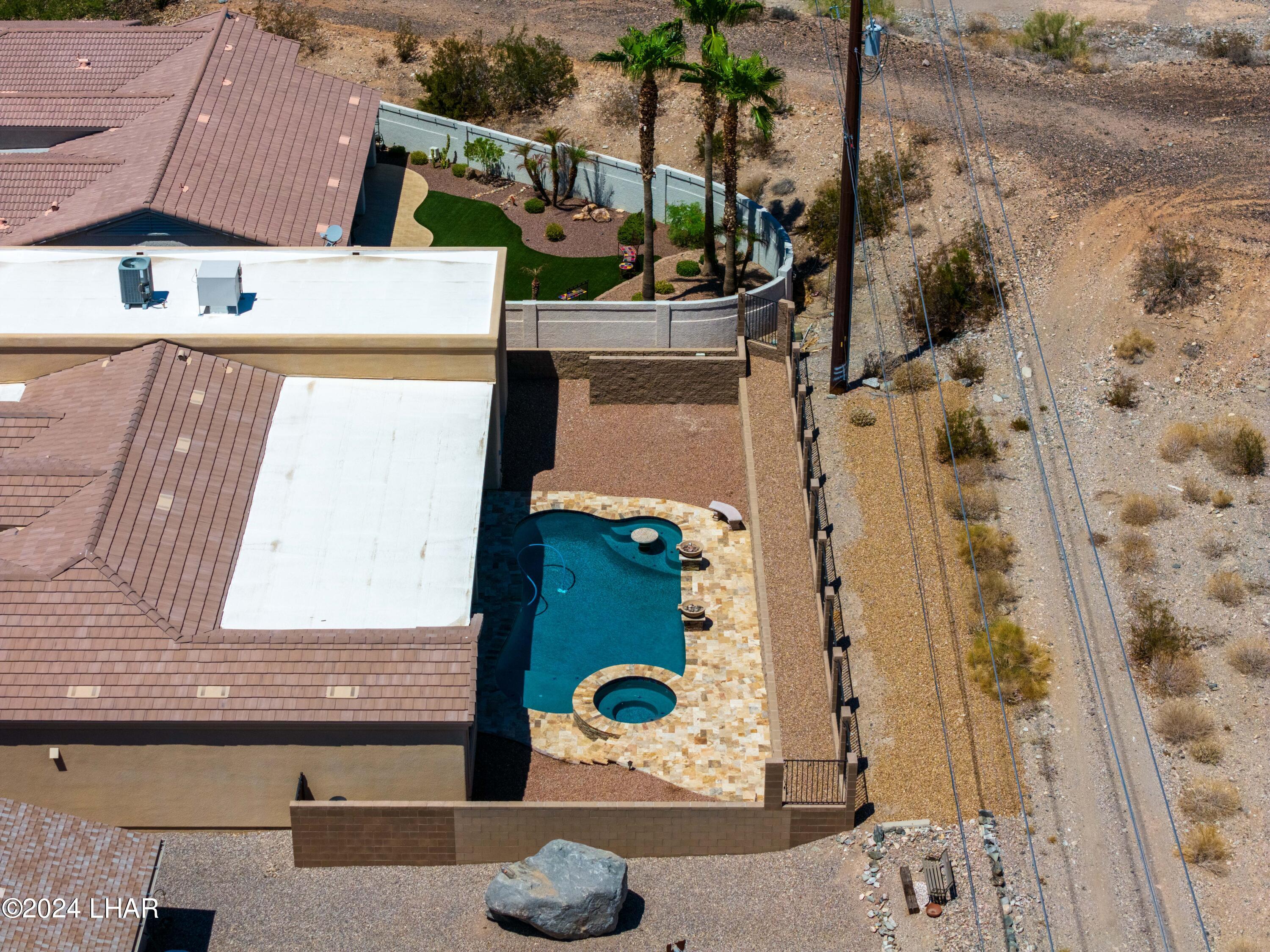 1360 Milan Dr