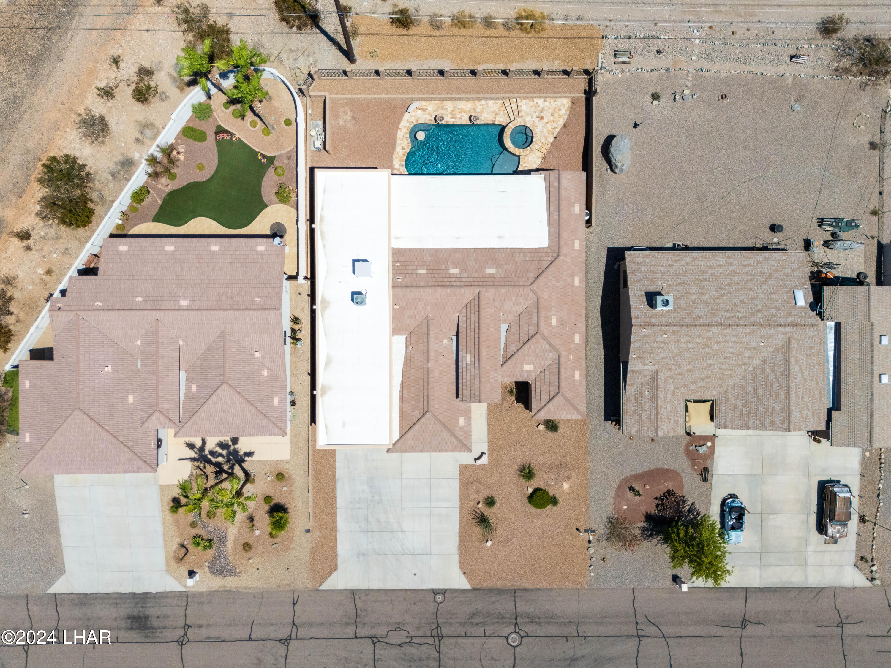 1360 Milan Dr