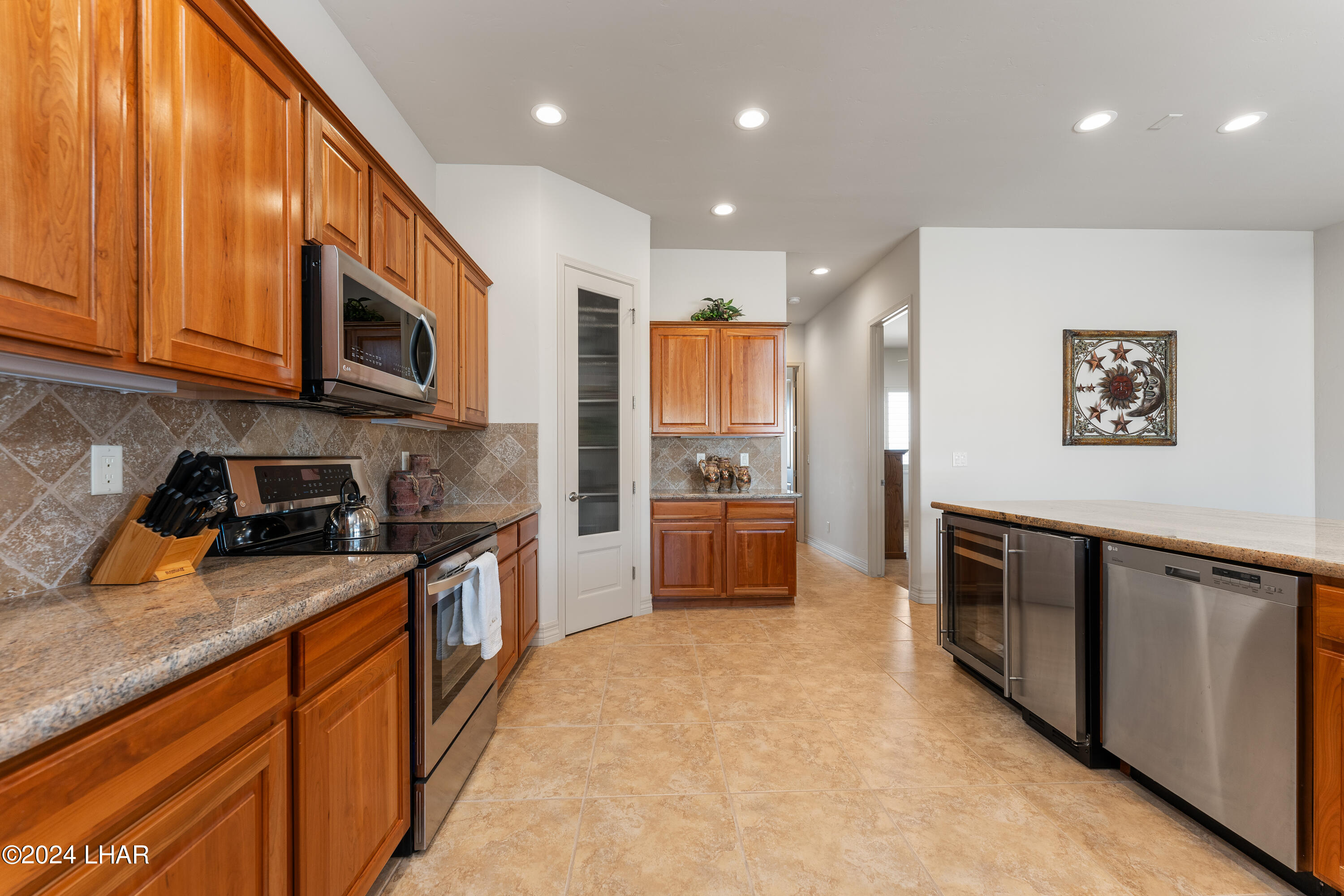 1360 Milan Dr
