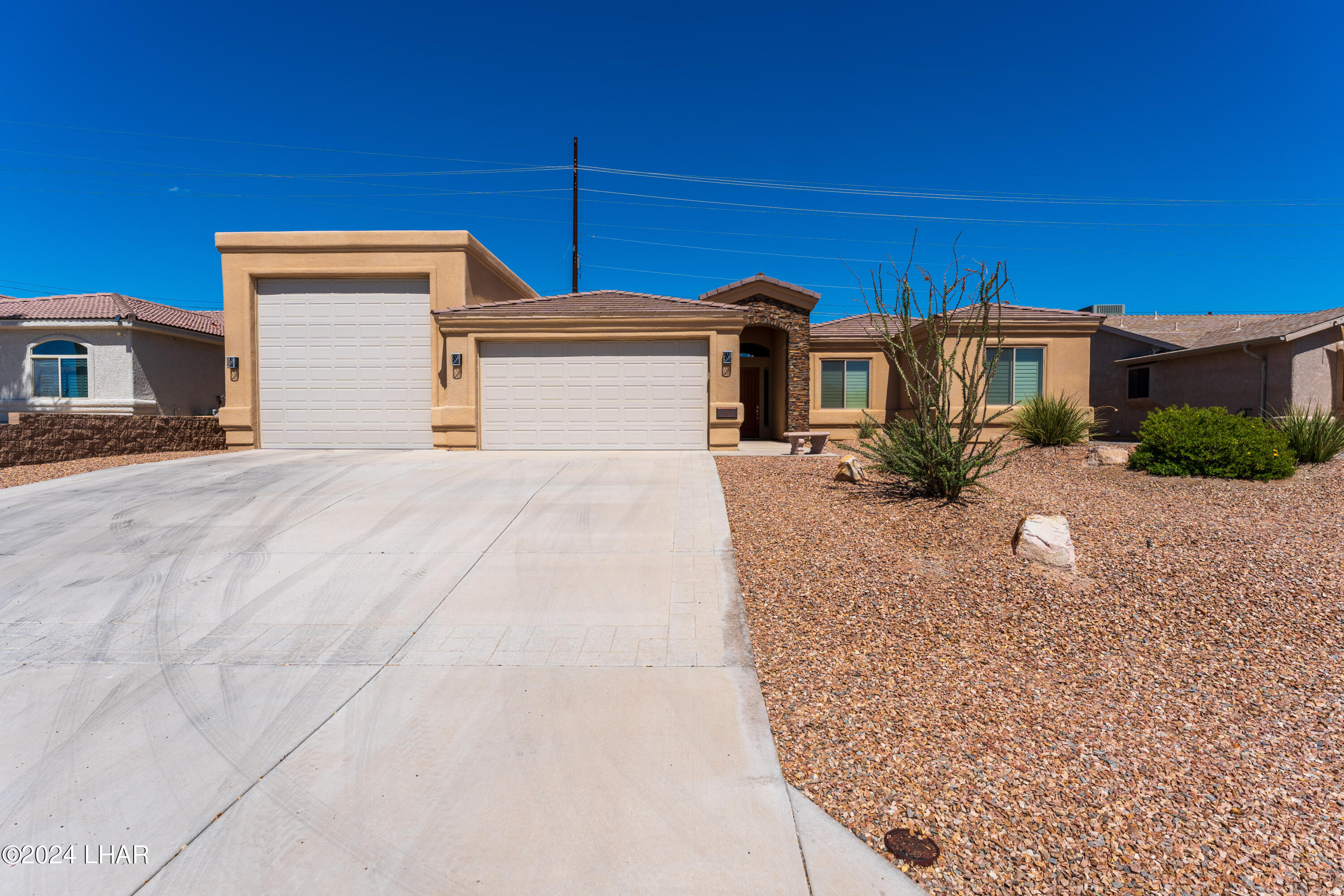 1360 Milan Dr