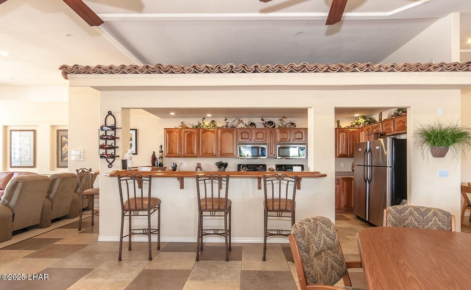 1905 Victoria Farms Rd