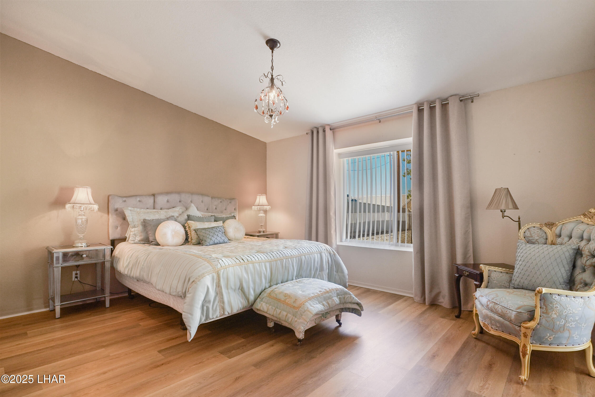 1701 Mcculloch Blvd S